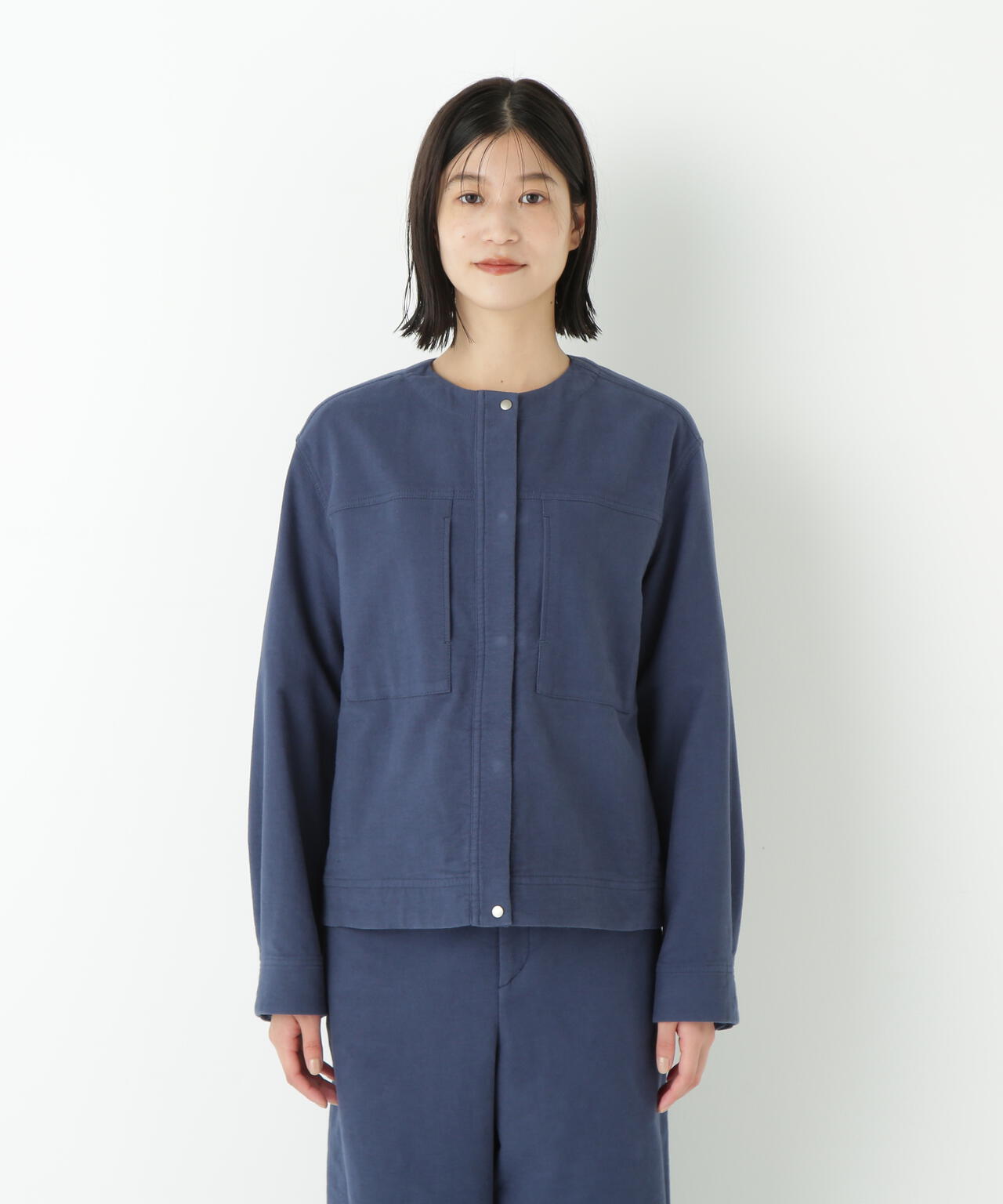 ストレッチエアリードットコードノーカラーブルゾン