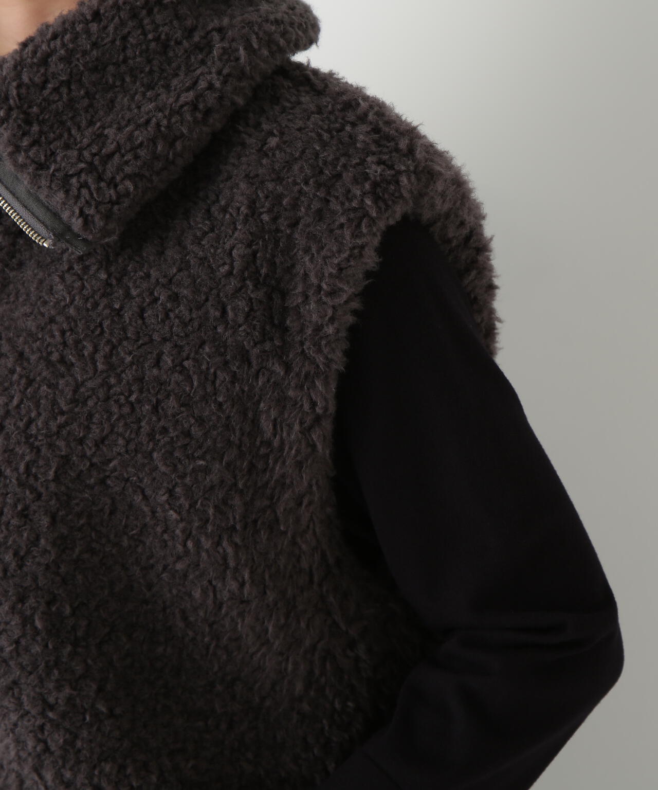 フェイクボアコクーンジレ | human woman（ヒューマンウーマン