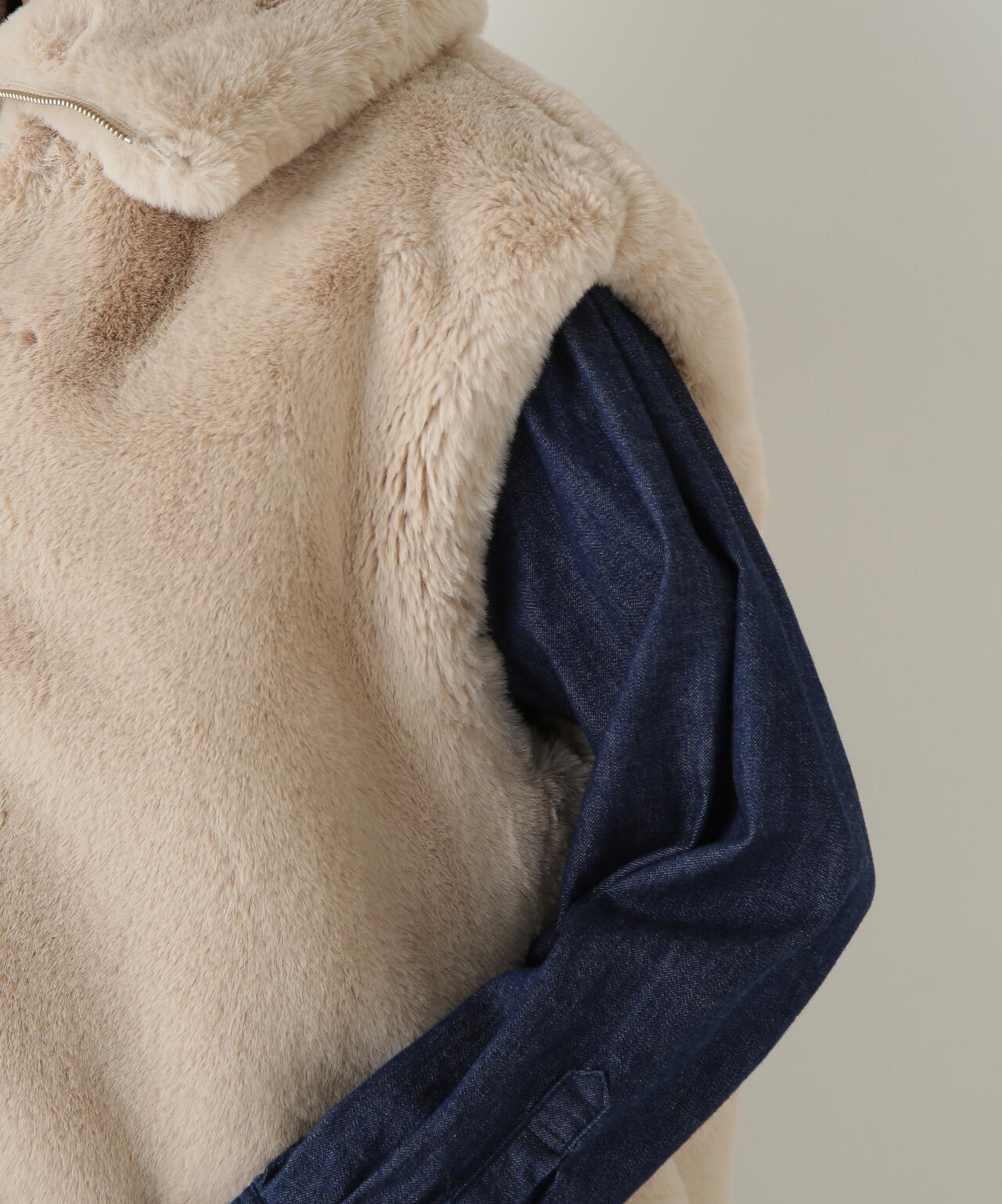 フェイクファーコクーンジレ | human woman（ヒューマンウーマン