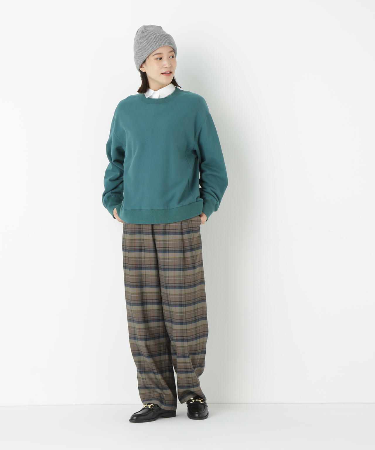 カラートレーナー | human woman（ヒューマンウーマン） ｜【公式