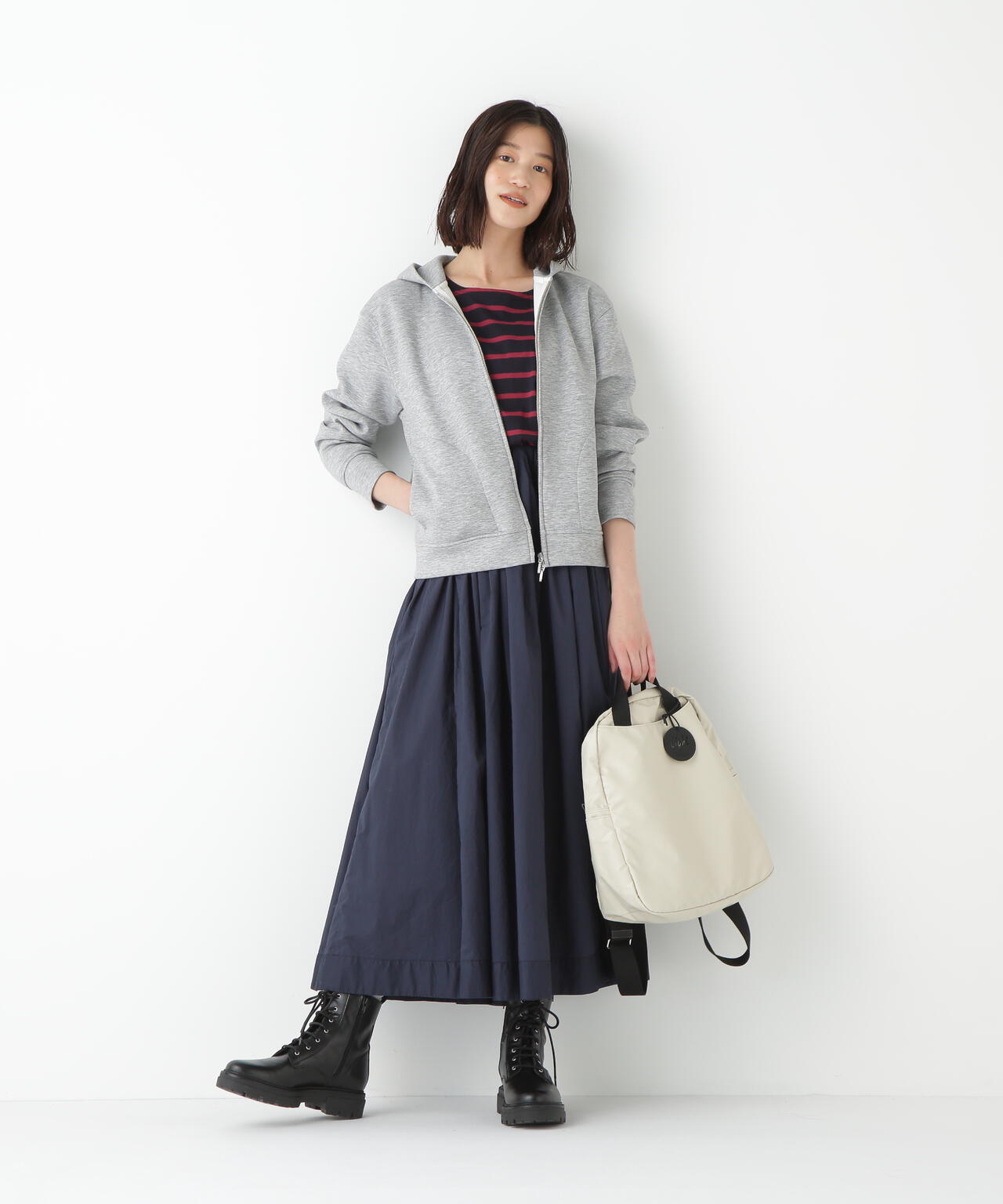 クッションダンボールジップパーカー