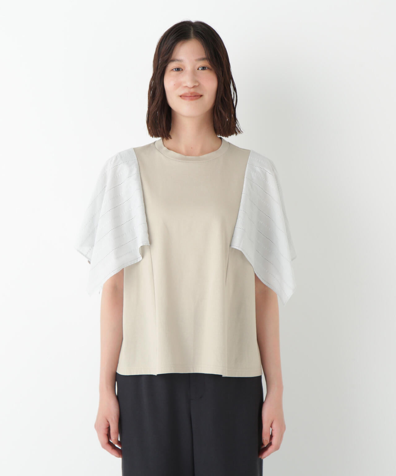 コットンローンレースドッキングプルオーバー