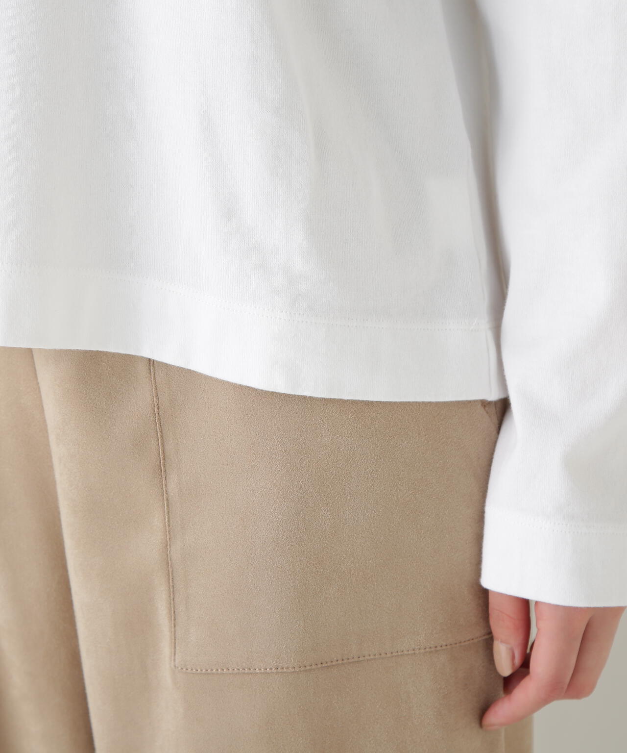 ロゴ長袖Ｔシャツ