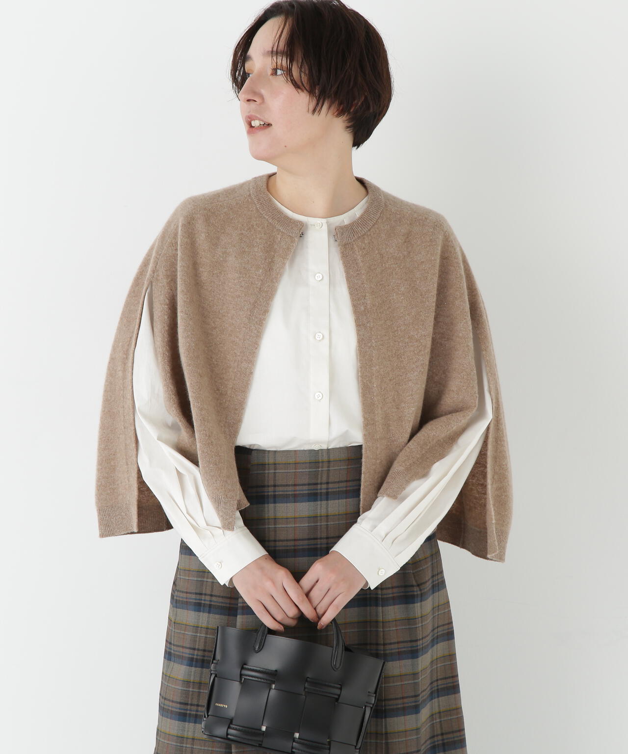 ハイゲージウールケープニット | human woman（ヒューマン