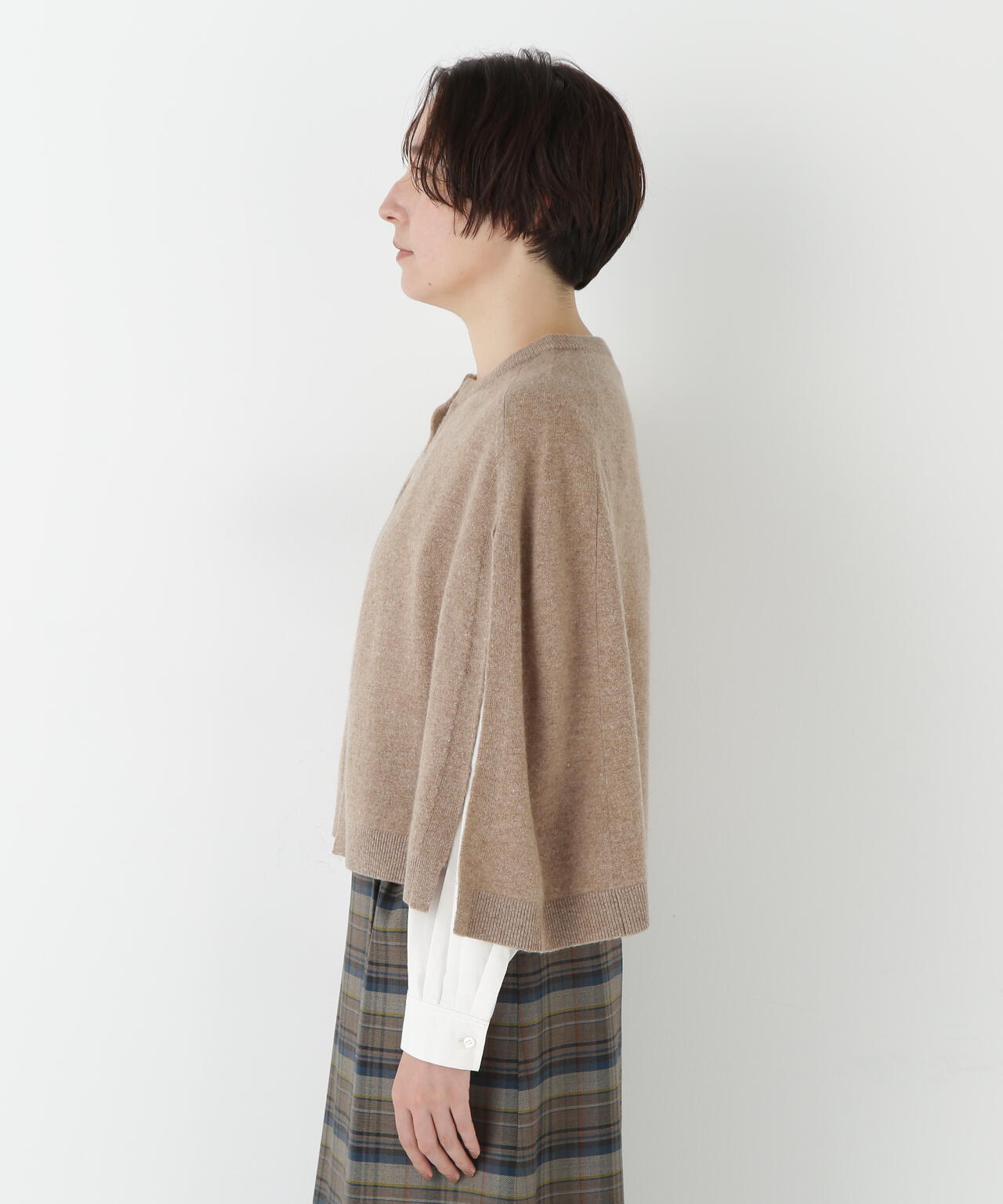 ハイゲージウールケープニット