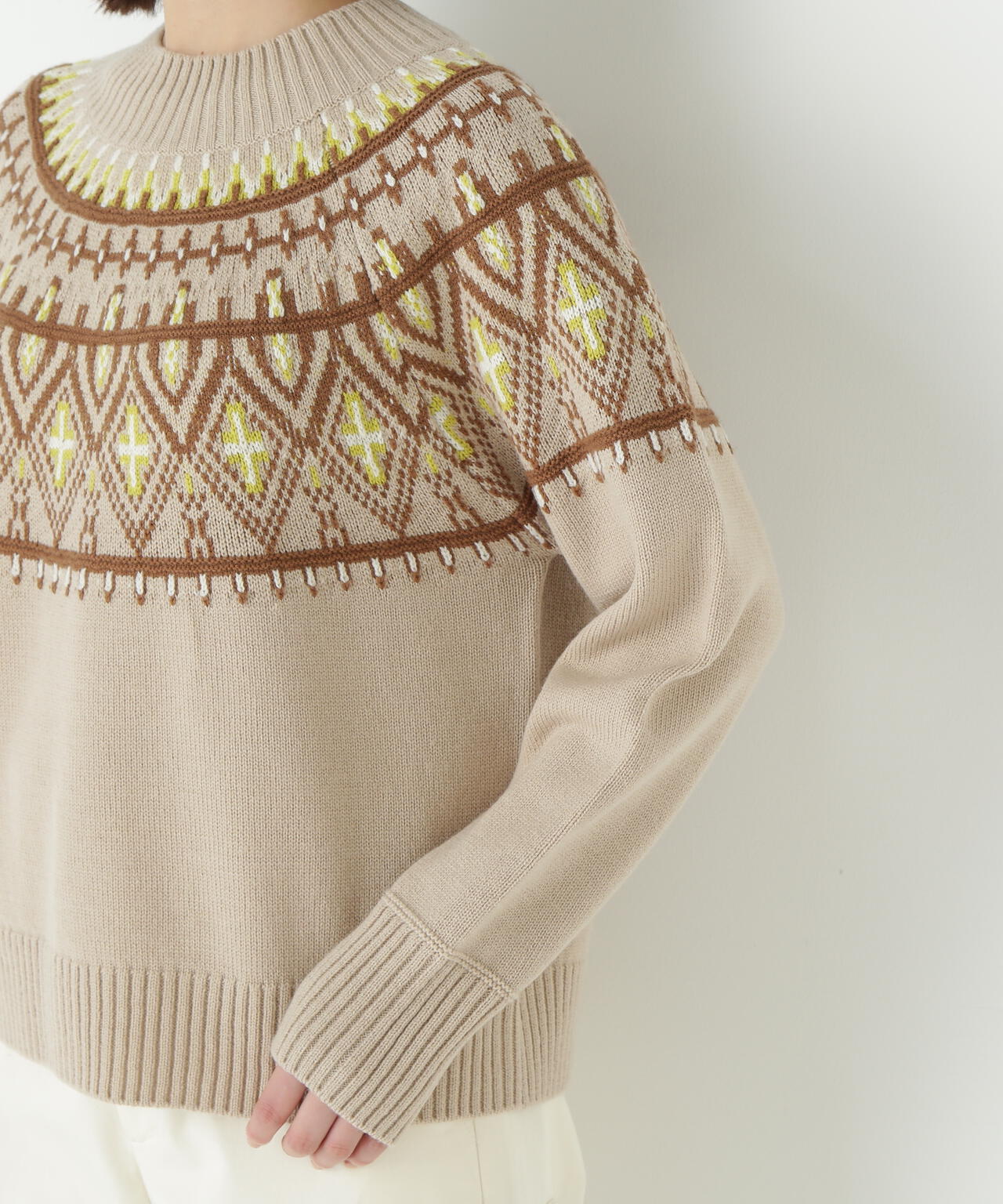 ウールアクリル求心ジャカードプルオーバー