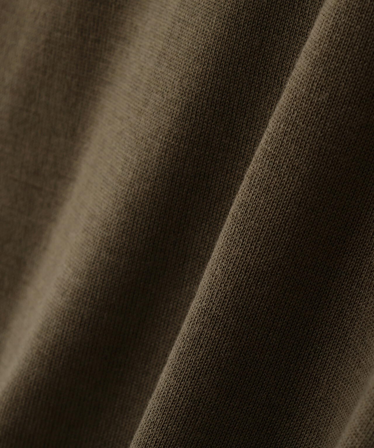 クリアウールクルーネックニット