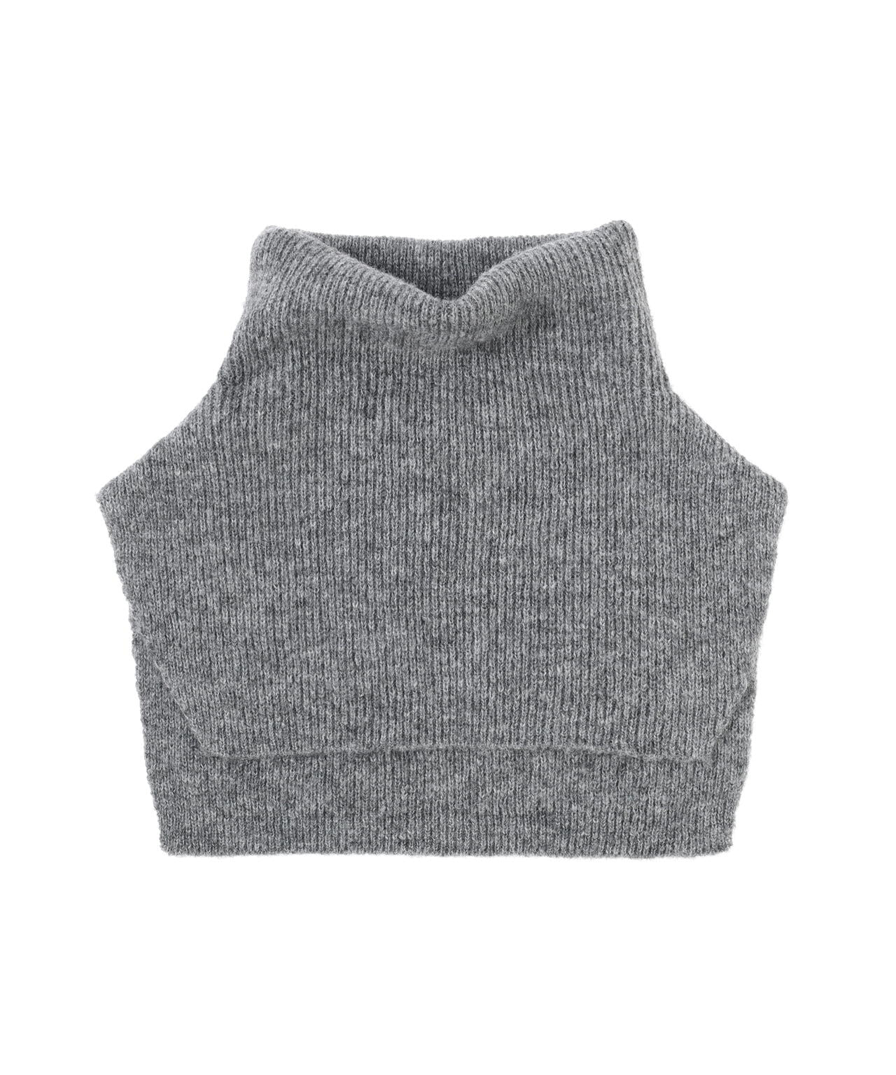 スリットハイネックショートベスト