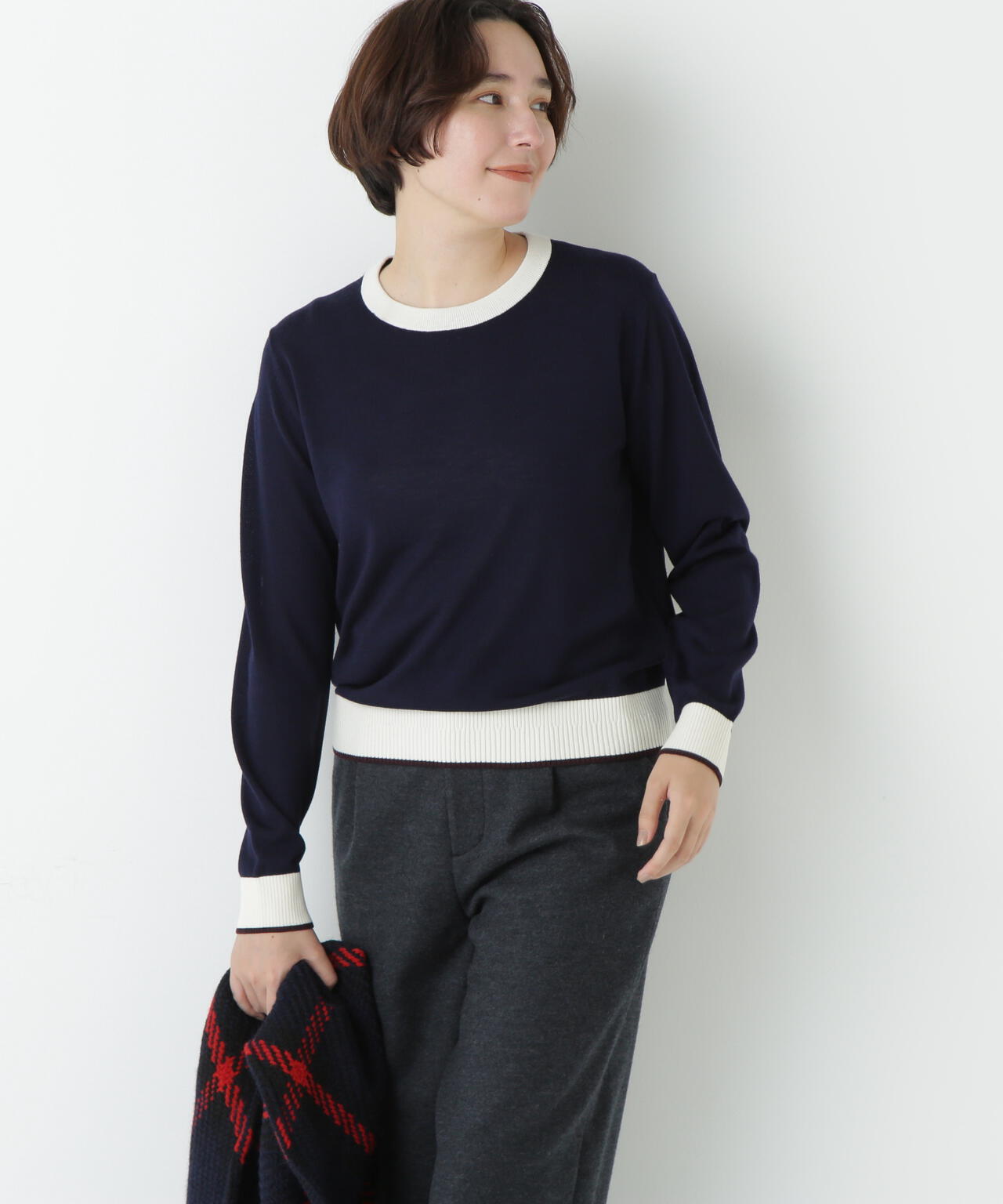 梳毛ライン入りニットプルオーバー