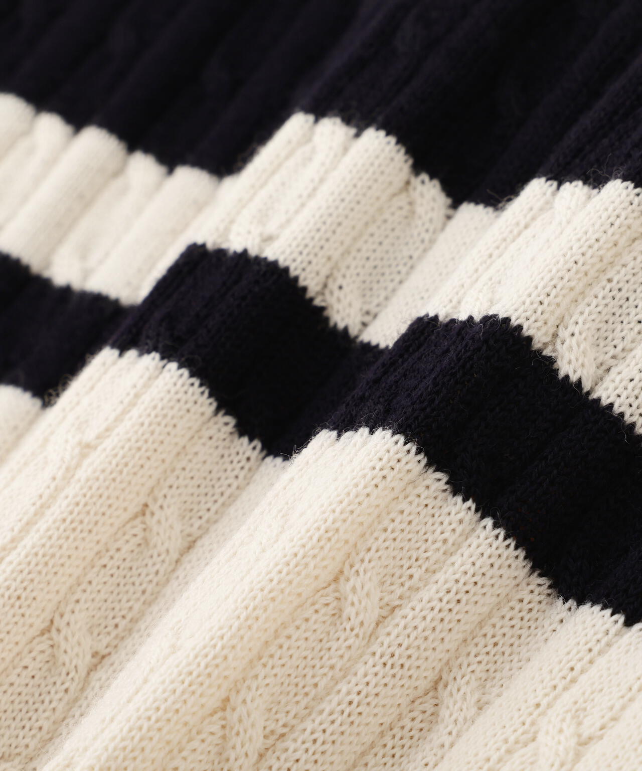 ミニケーブル釦プルオーバー