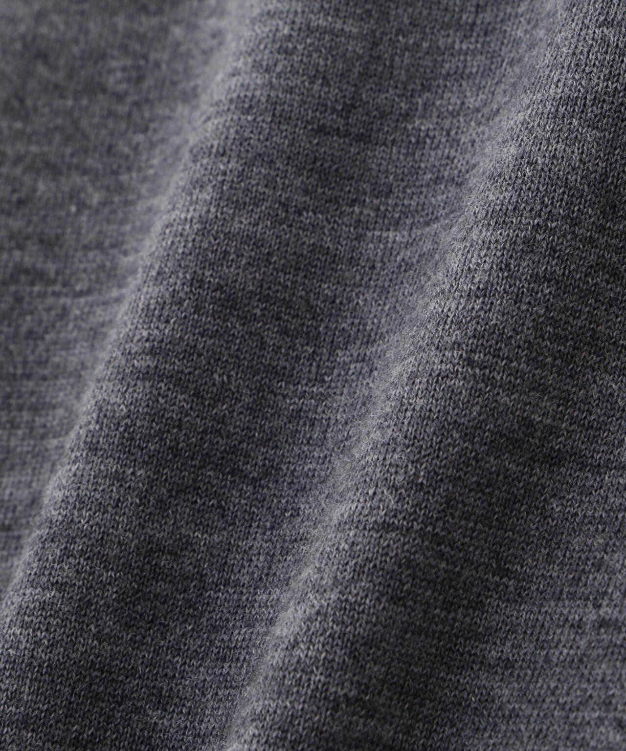 梳毛天竺ハイネックプルオーバー