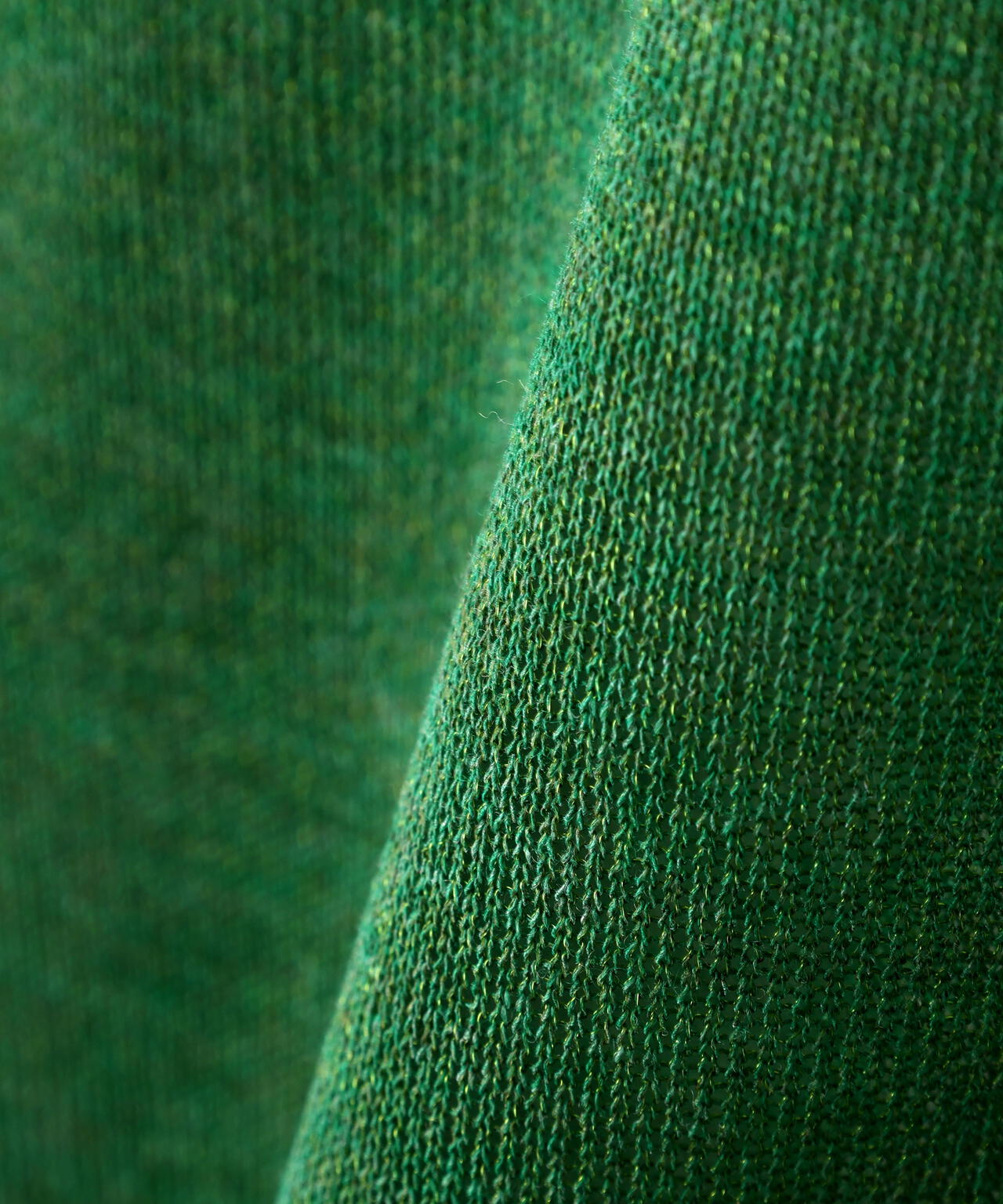 ハイゲージラメクルーネックプルオーバー