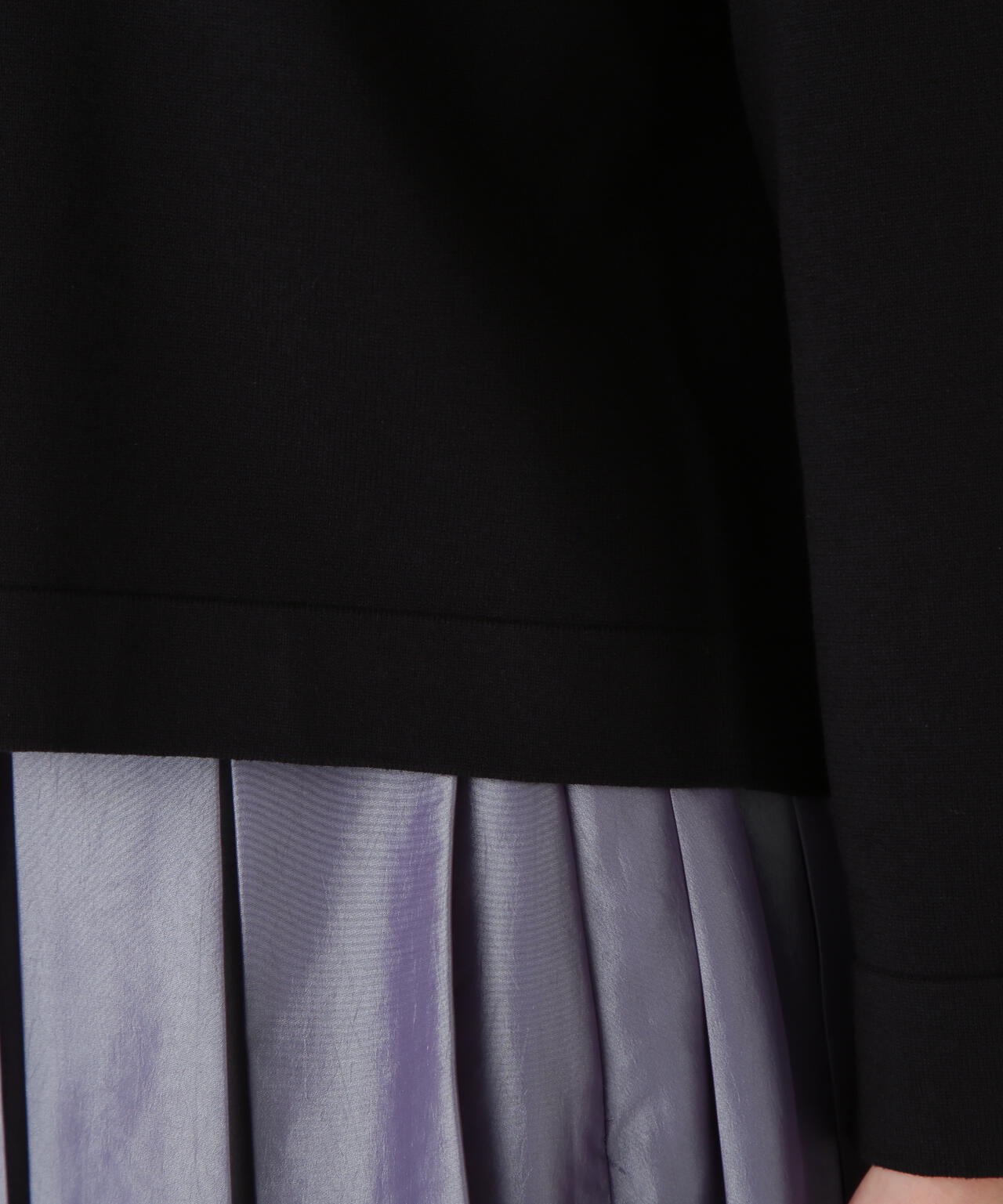 レーヨン混ハイゲージクルーネックカーディガン | human woman