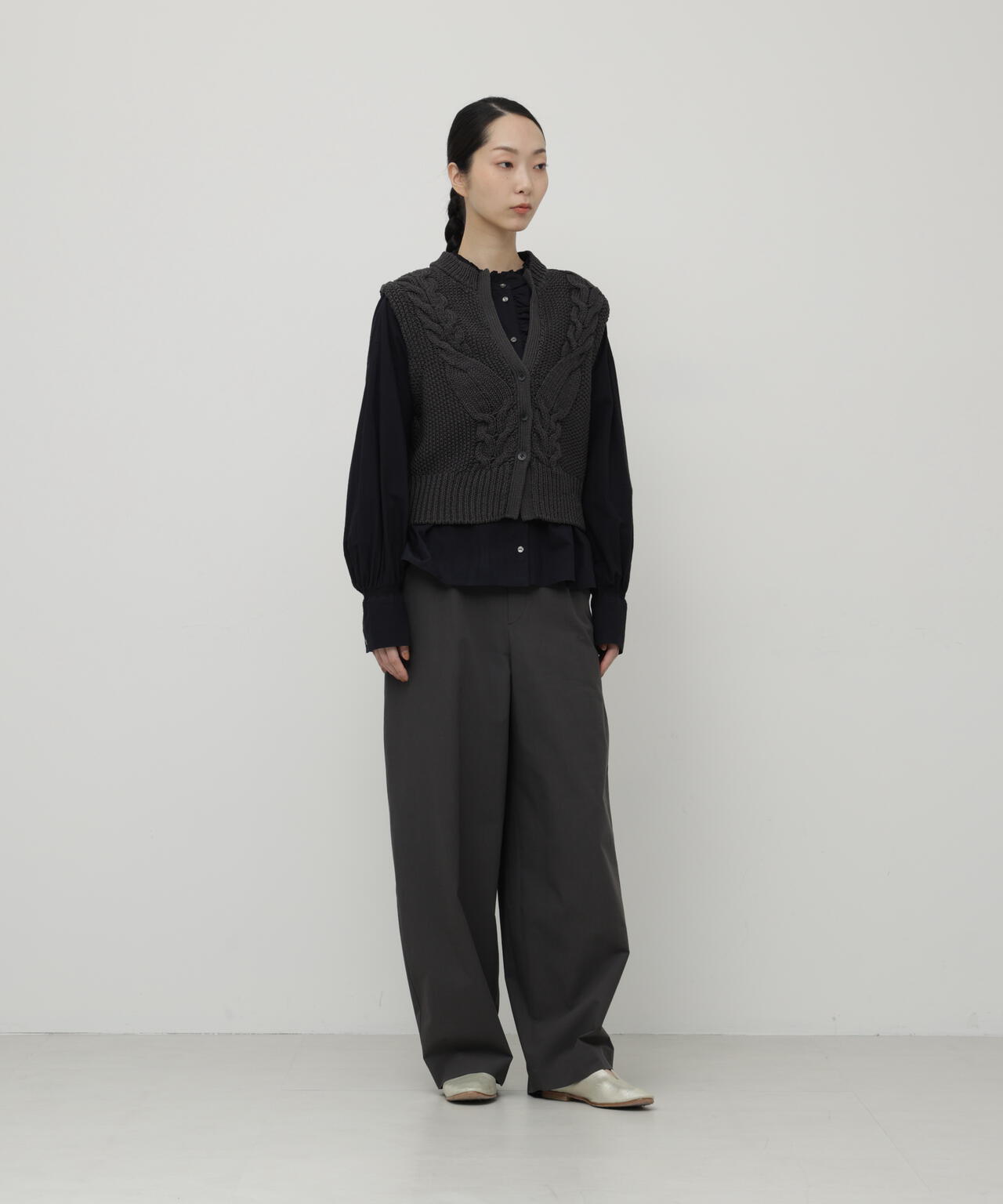 荒炊き染フリル衿ブラウス