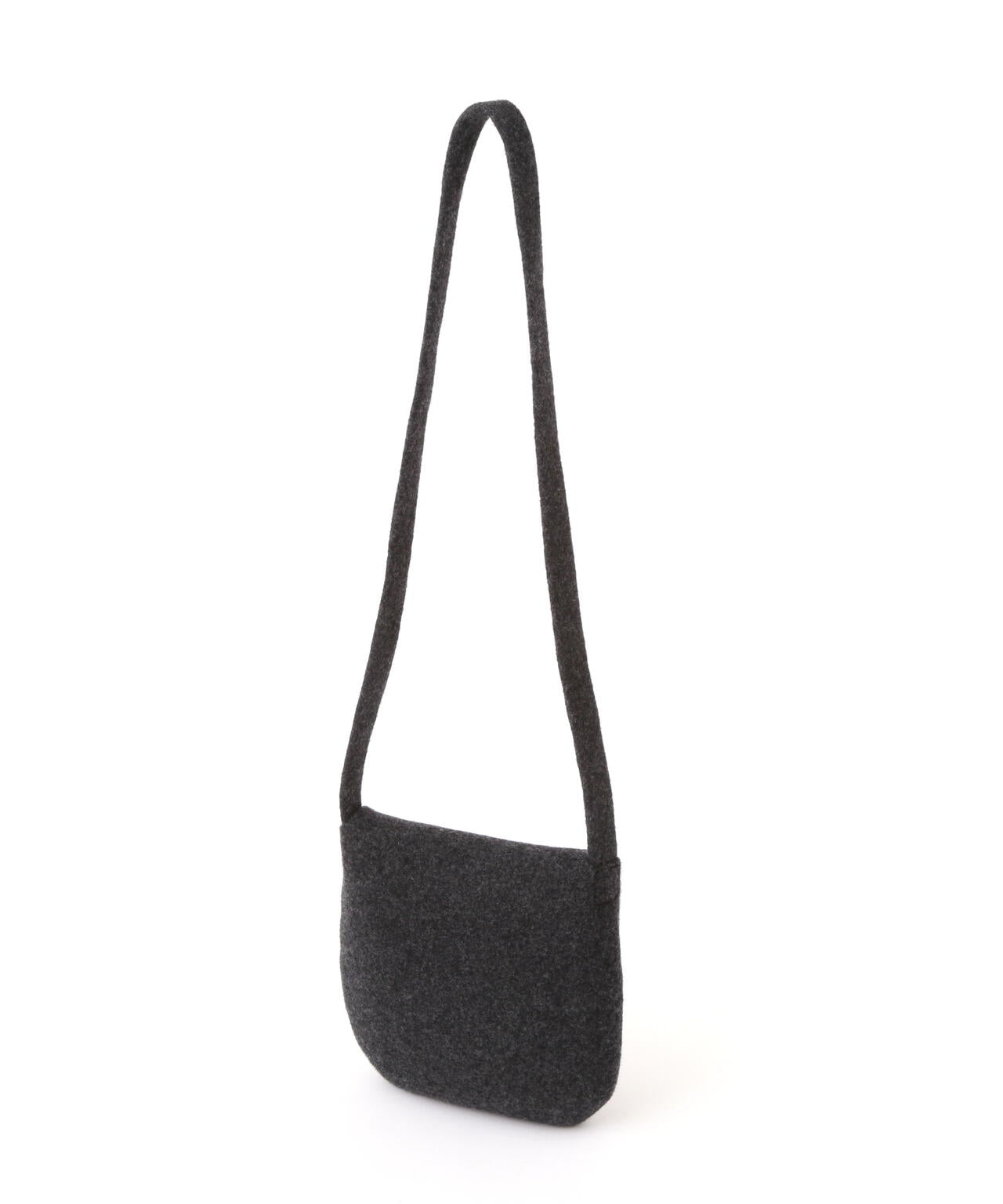 ＴＥＲＲＥ　フェルトバッグ