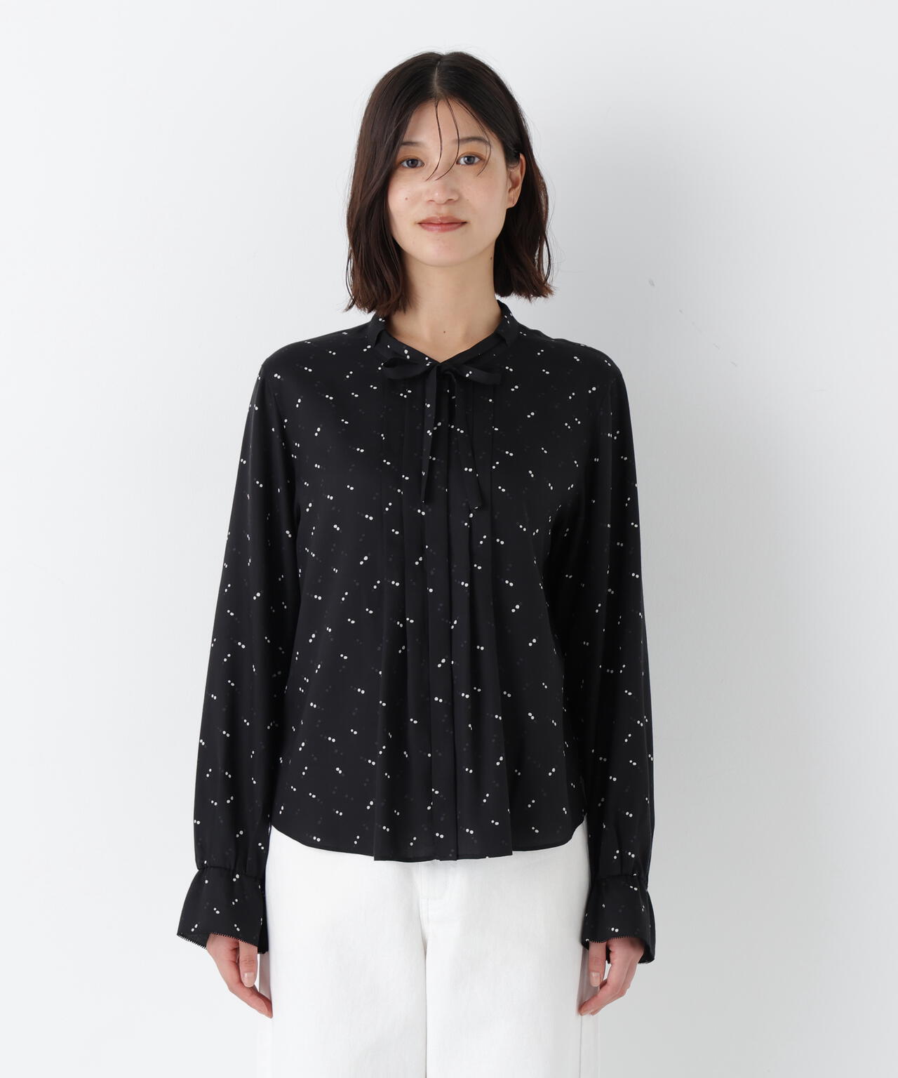 テンセルビエラタイブラウス