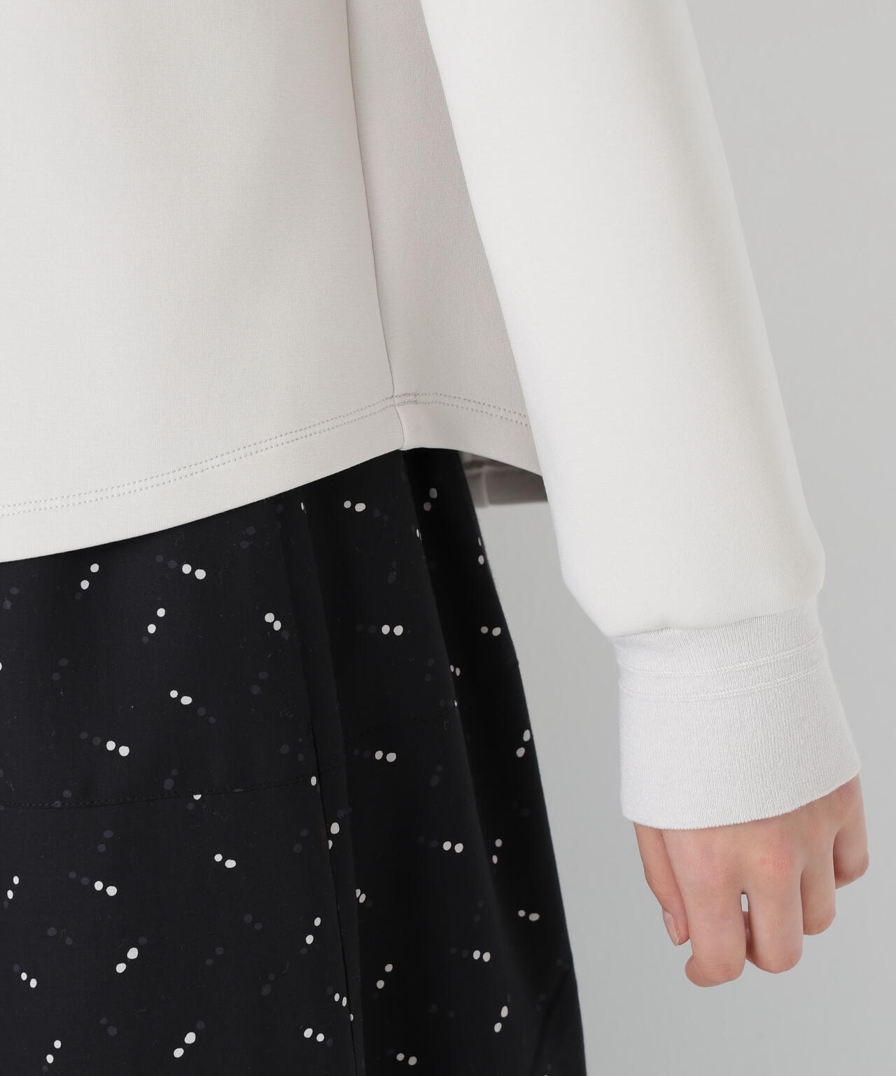 ダンボールクルーネックプルオーバー