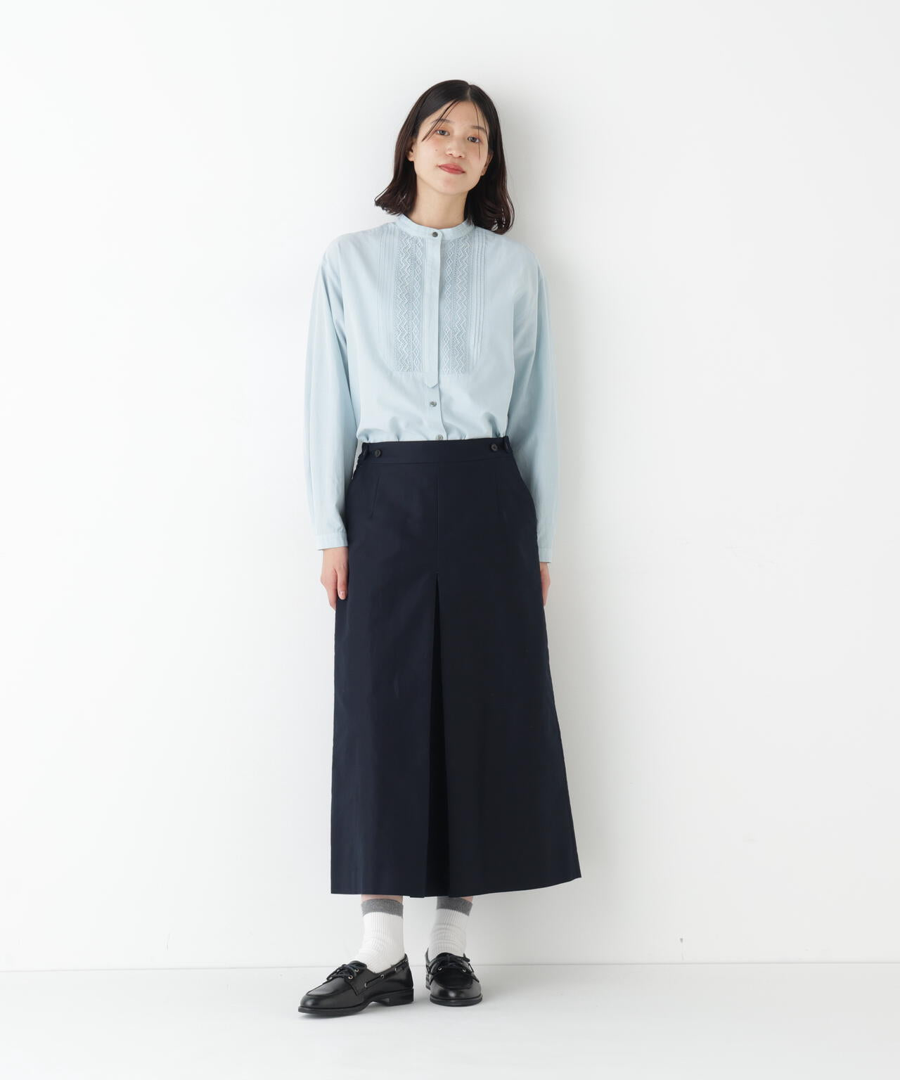 レースドッキングハンドカラーブラウス