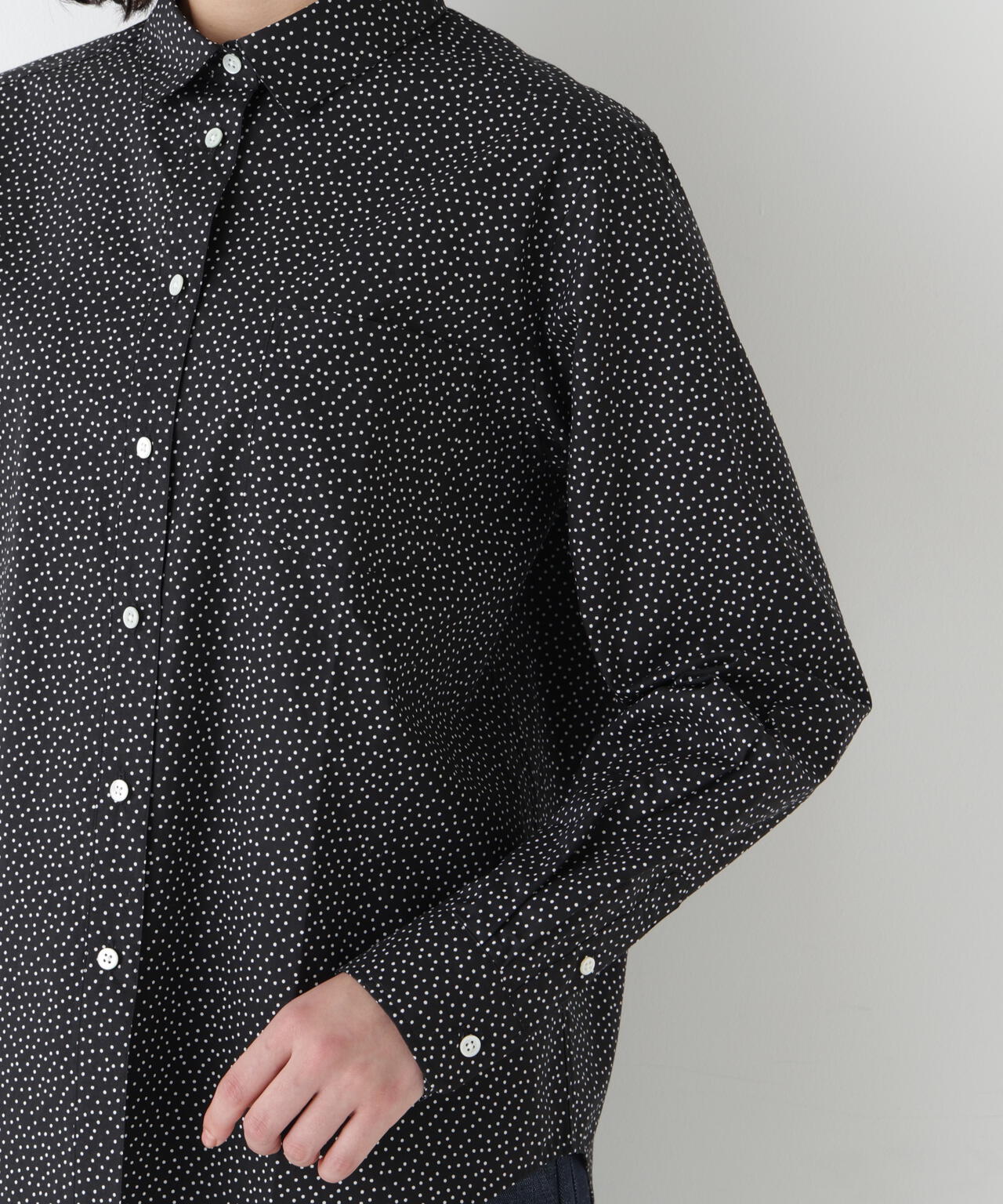ドット柄ベーシックシャツ