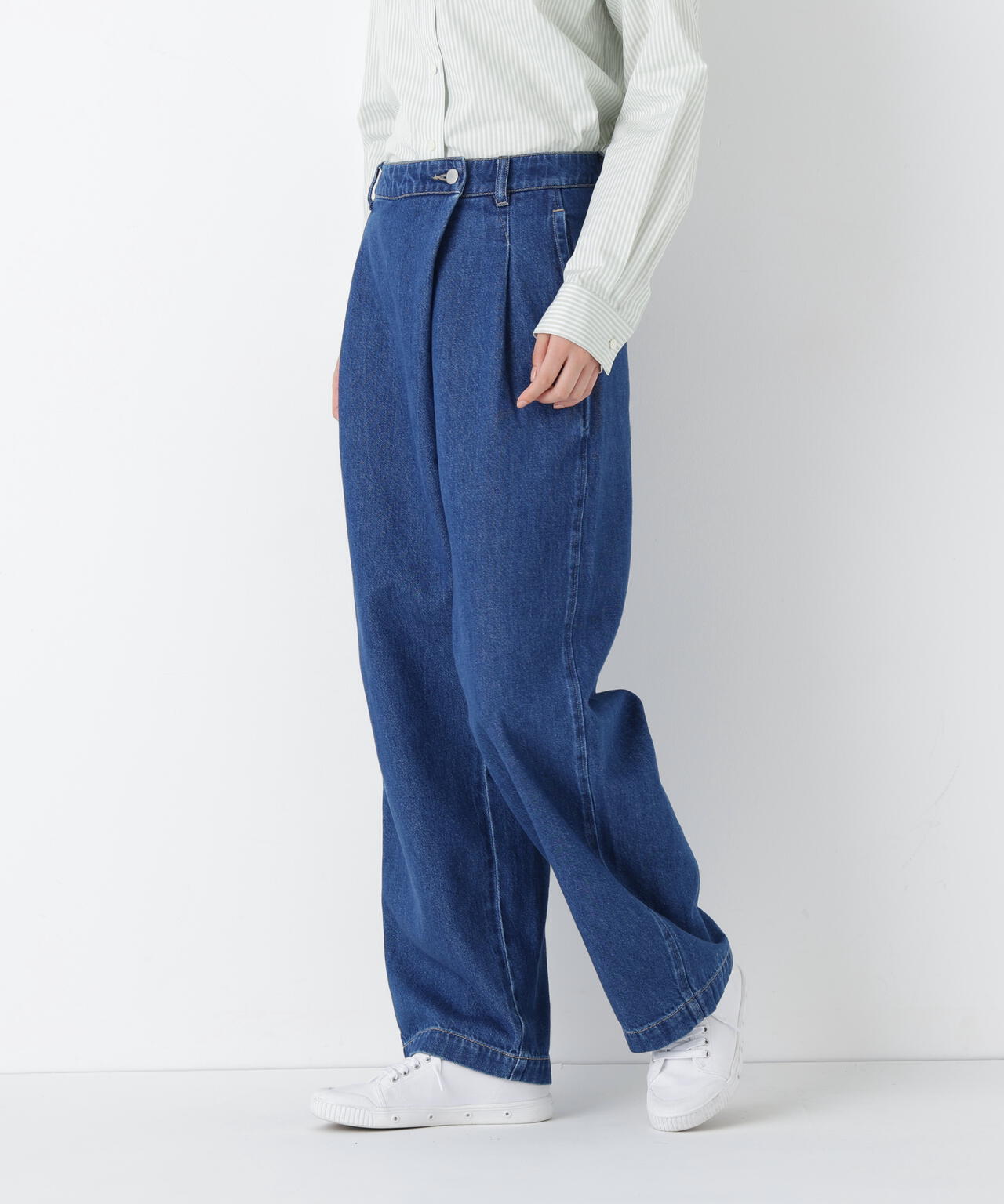 ソフトデニムバレルパンツ