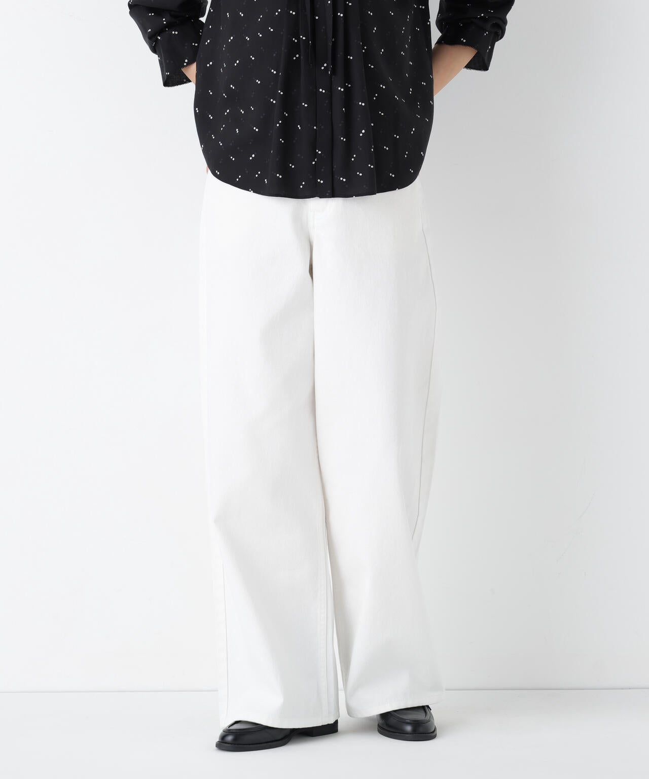 ソフトデニムセミワイドパンツ