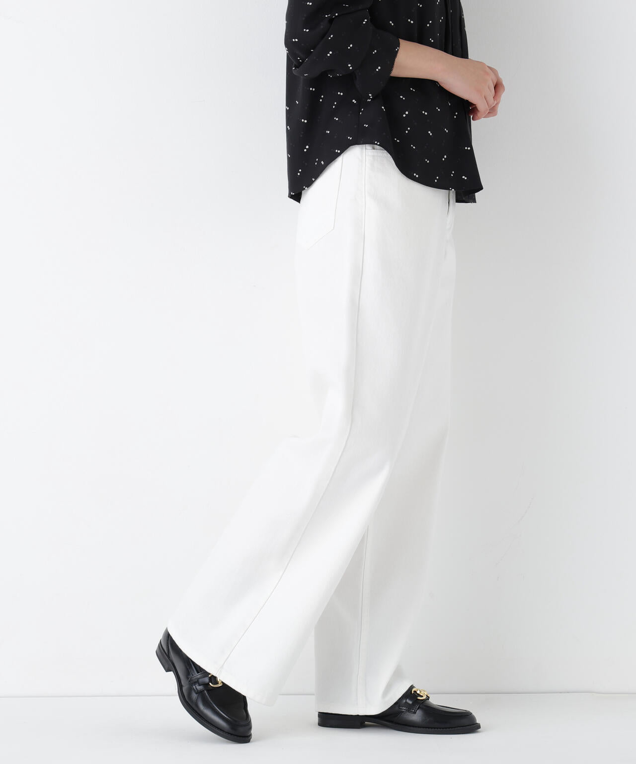 ソフトデニムセミワイドパンツ