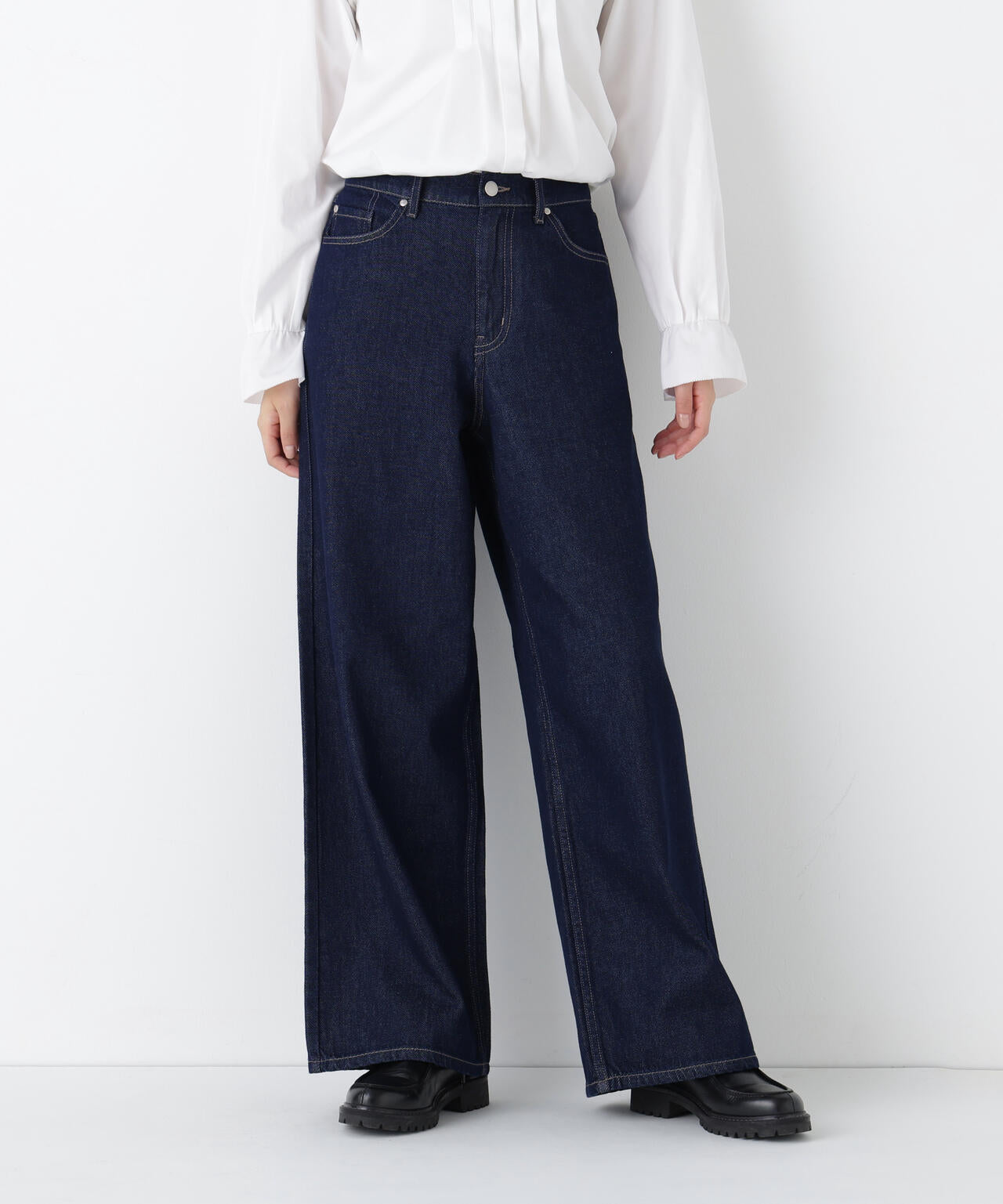 ソフトデニムセミワイドパンツ