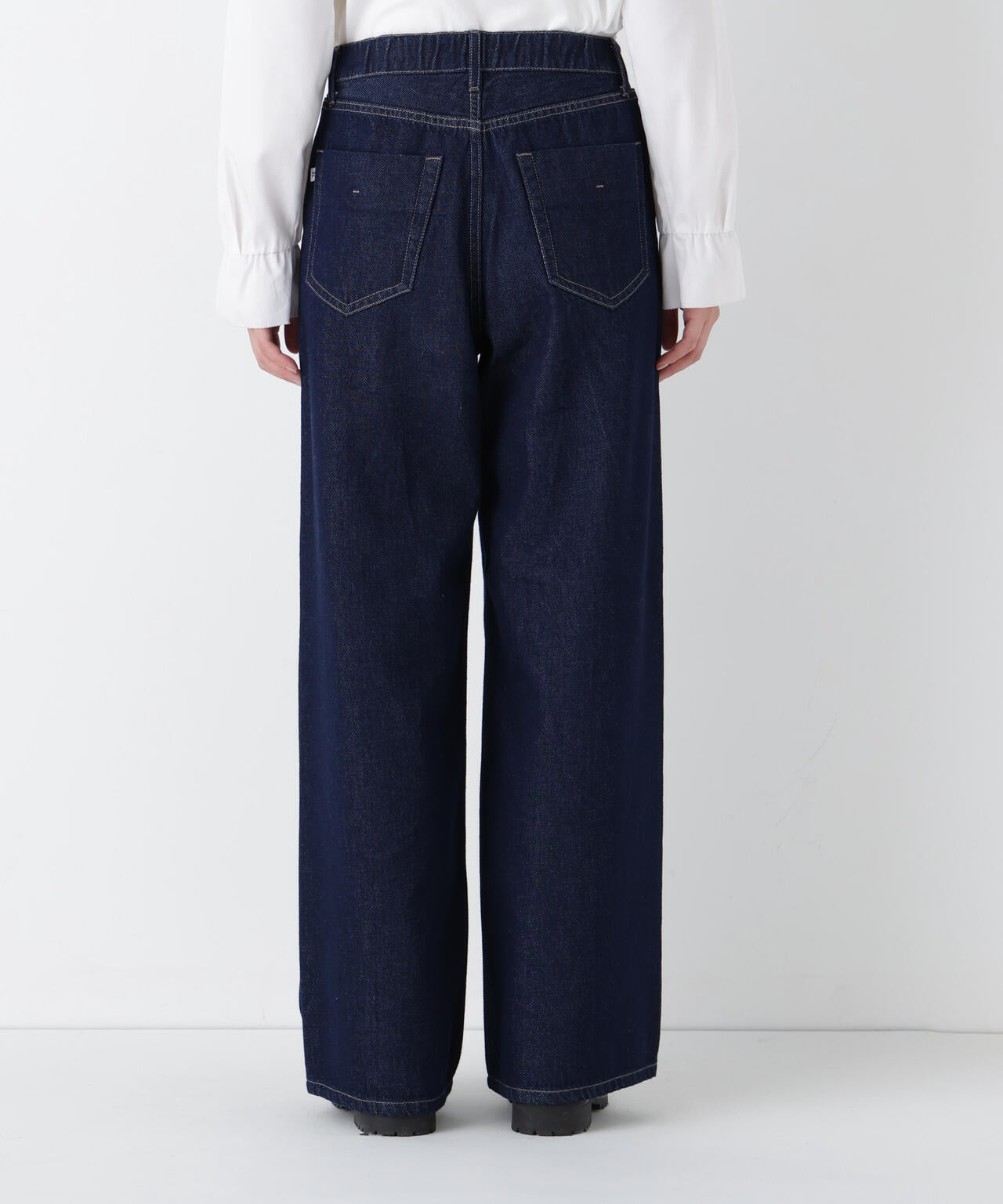 ソフトデニムセミワイドパンツ