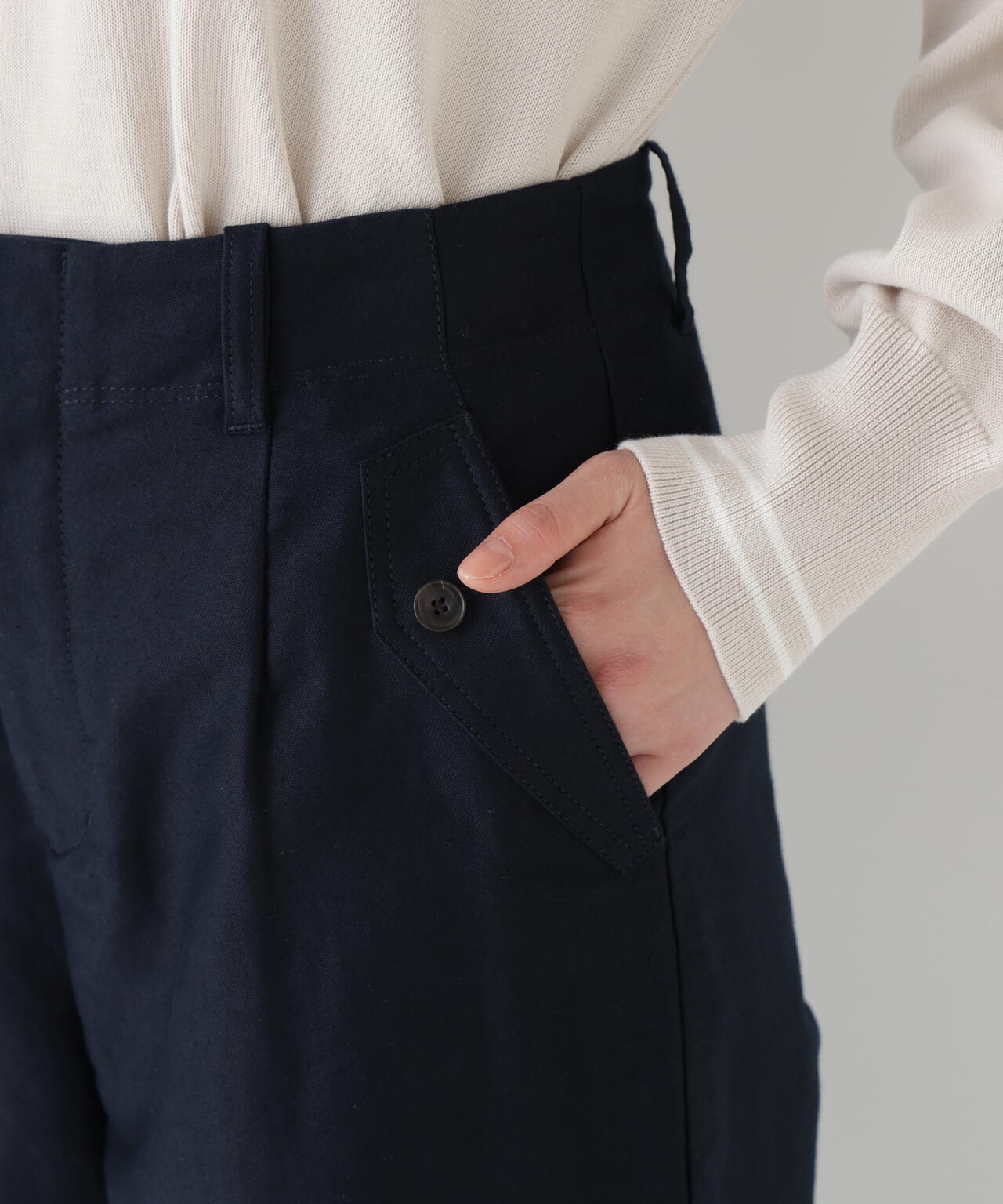 ライトモールスキンセミワイドパンツ