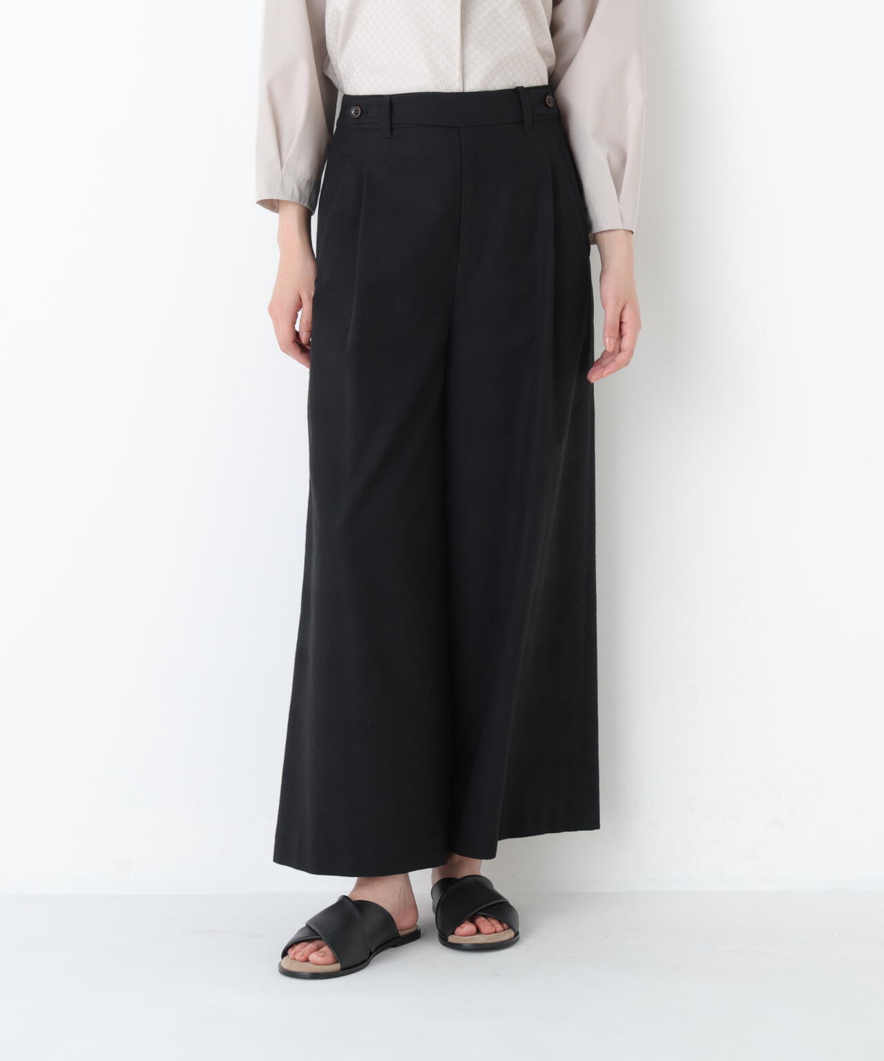 《名品 / マルチサイズ / 洗える》ドライタッチリネン混ガウチョパンツ