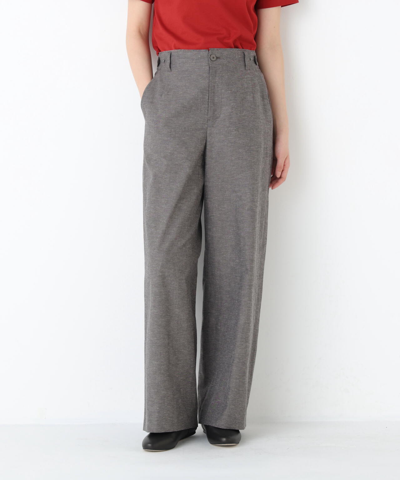 《定番素材 / 洗える》綿麻シャンブレーセミワイドパンツ