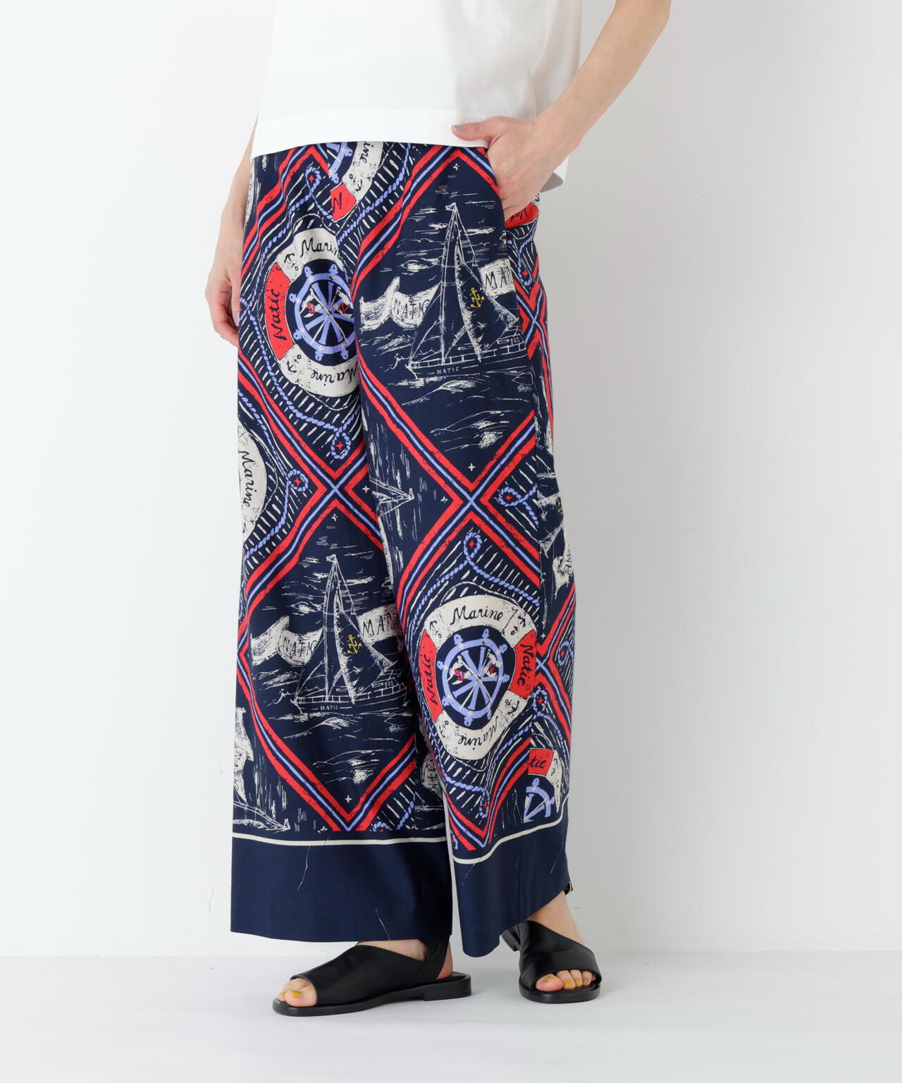 身長168cm　B76 W58 H86 着用サイズ：M