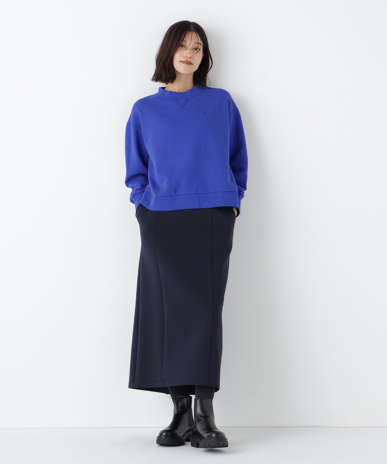 ロゴ刺繍カラースウェット