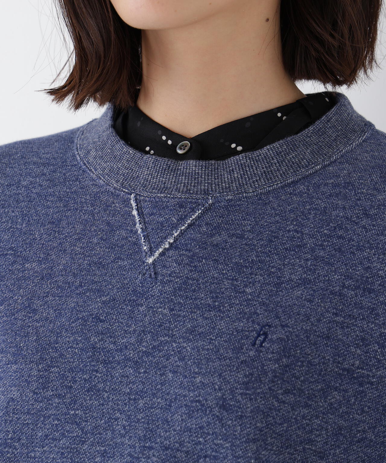 ロゴ刺繍カラースウェット