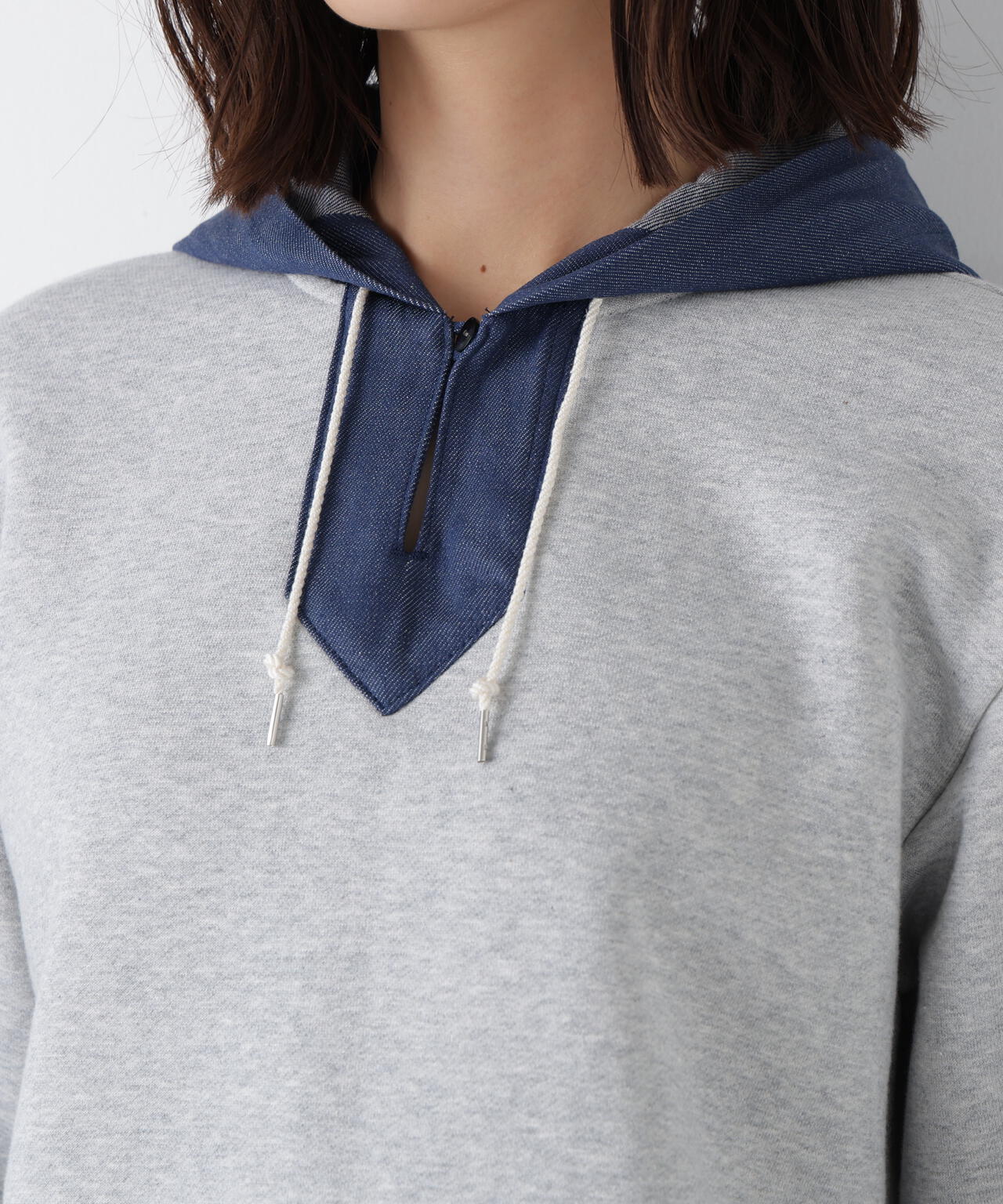 デニムドッキングフーディープルオーバー