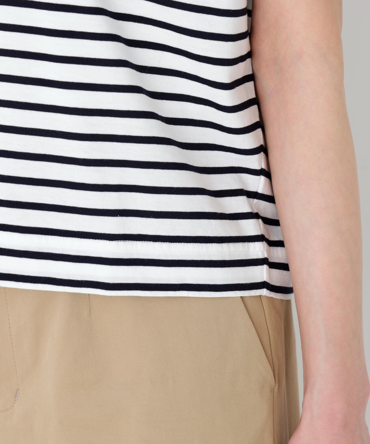 身長168cm　B76 W58 H86 着用サイズ：M