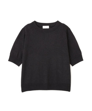 身長168cm　B76 W58 H86 着用サイズ：M