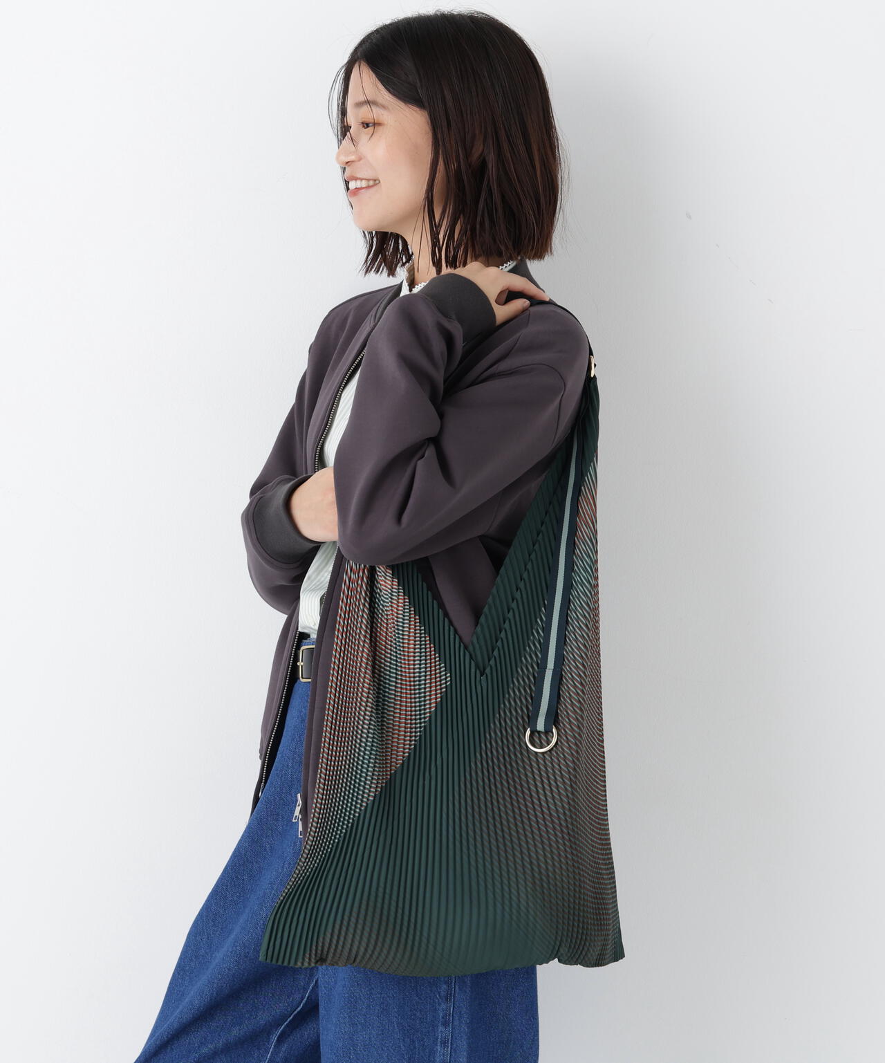 【ＭＵＬＴＩＴＵＤＥＳ】プリーツＹバッグ