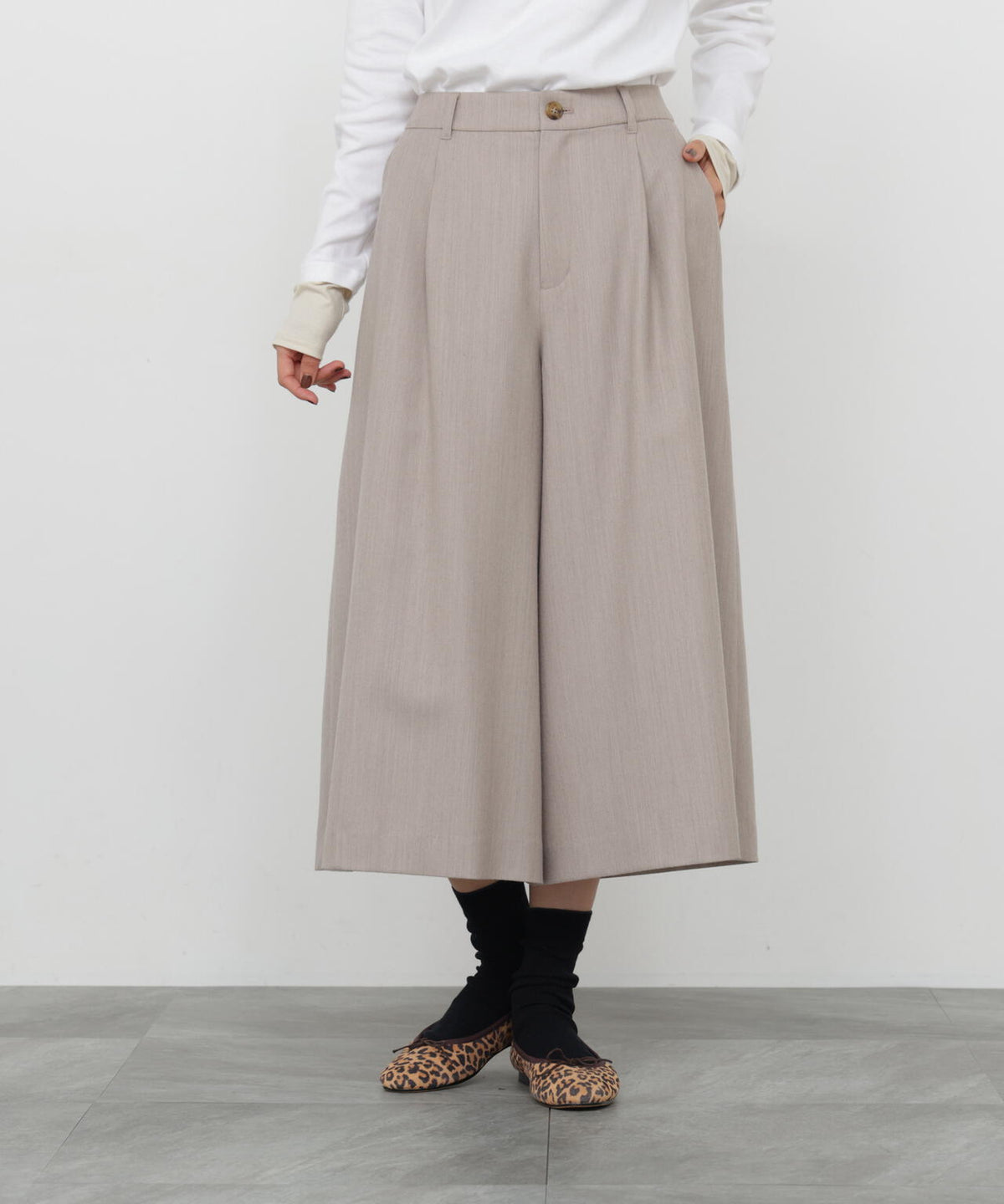 身長168cm　B76 W58 H86 着用サイズ：M