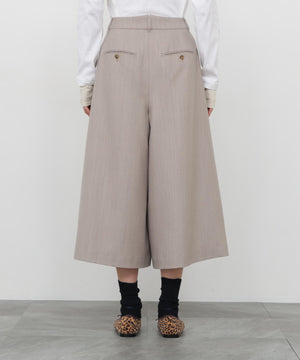 身長168cm　B76 W58 H86 着用サイズ：M