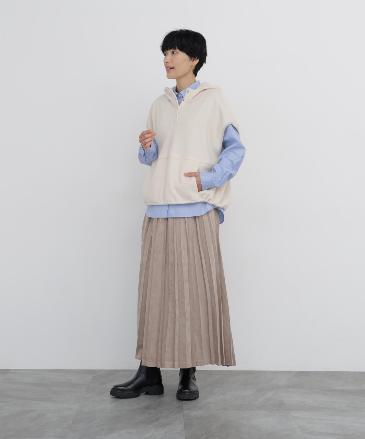 166cm　B/78　W/58　H/86 着用サイズ：M