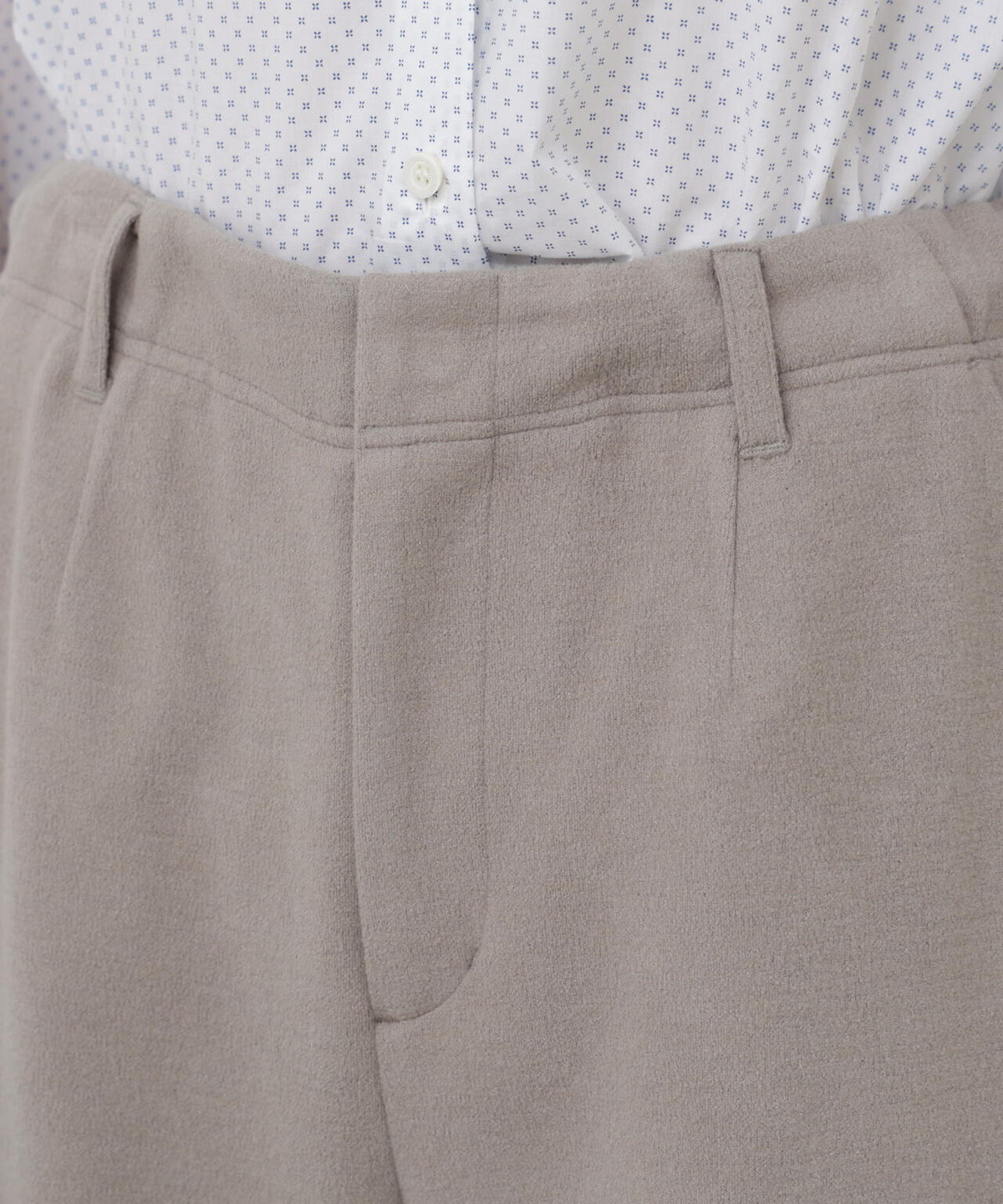 身長168cm　B76 W58 H86 着用サイズ：M