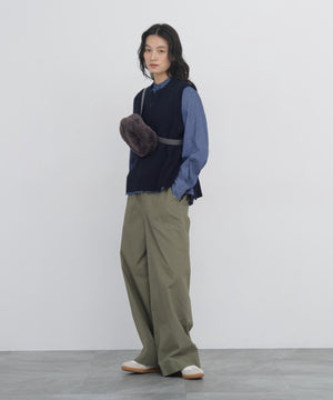 165cm/B:77cm/W:57cm/H:79cm 着用サイズ：M