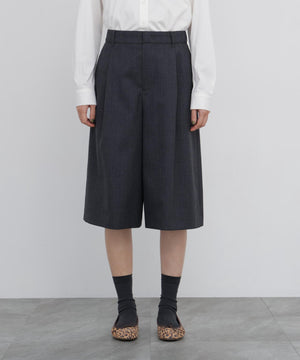 165cm/B:77cm/W:57cm/H:79cm 着用サイズ：M