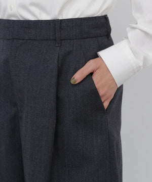 165cm/B:77cm/W:57cm/H:79cm 着用サイズ：M