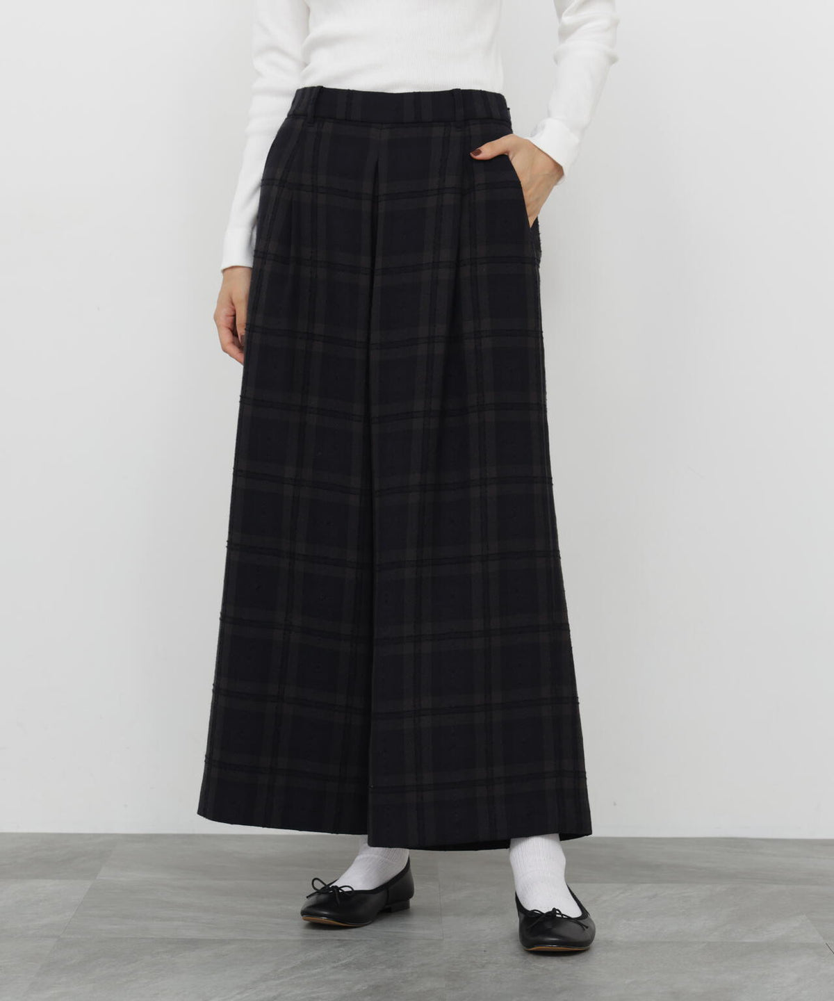 身長168cm　B76 W58 H86 着用サイズ：M