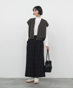 身長168cm　B76 W58 H86 着用サイズ：M