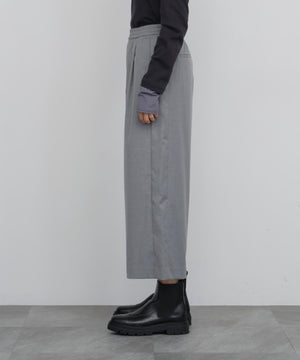 165cm/B:77cm/W:57cm/H:79cm 着用サイズ：M