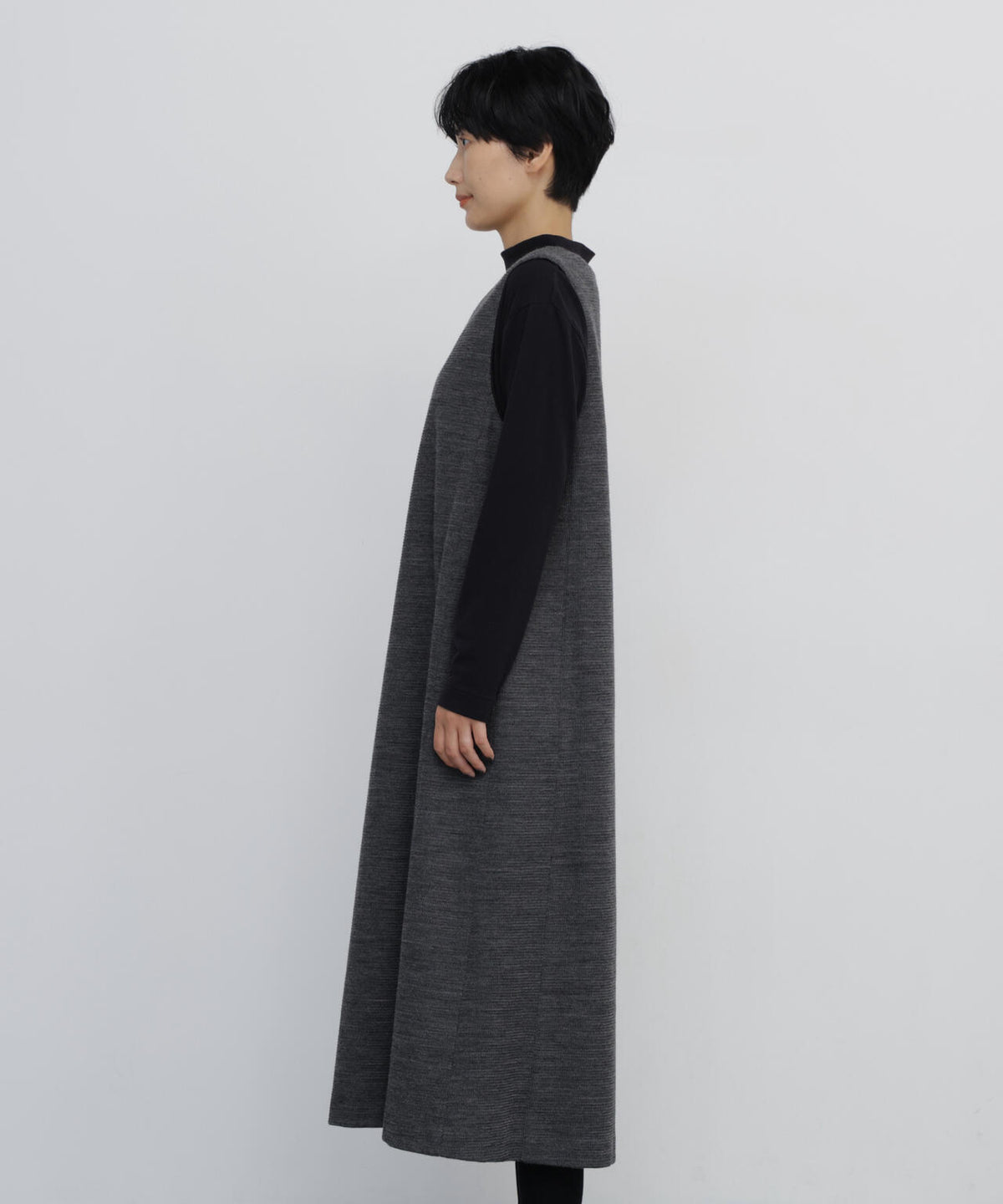 166cm　B/78　W/58　H/86 着用サイズ：M