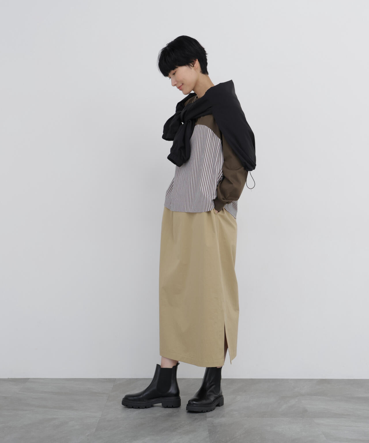 166cm　B/78　W/58　H/86 着用サイズ：M